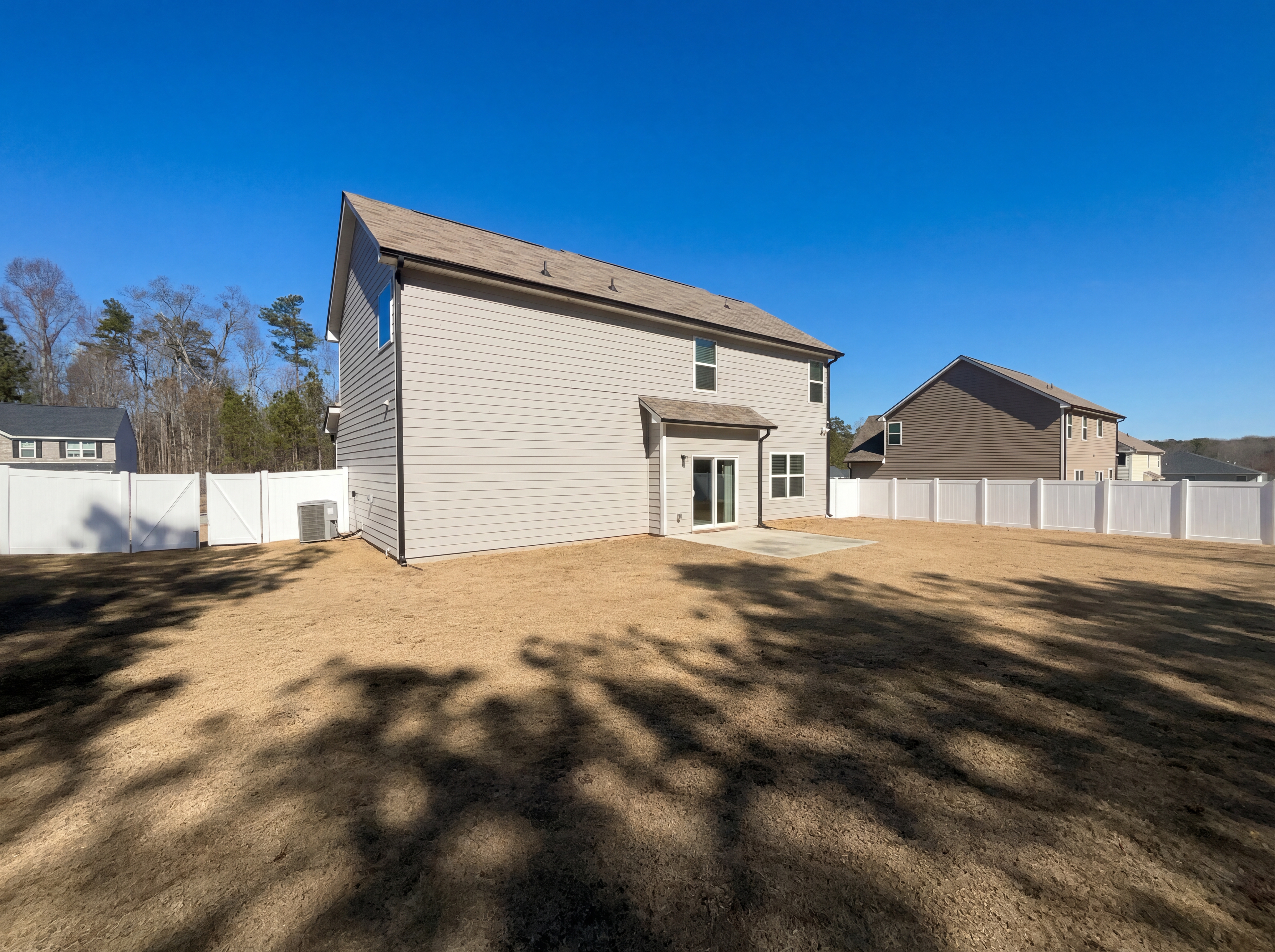 Photo 15 of 22 of 981 Fellowship Rd, Fairburn, GA