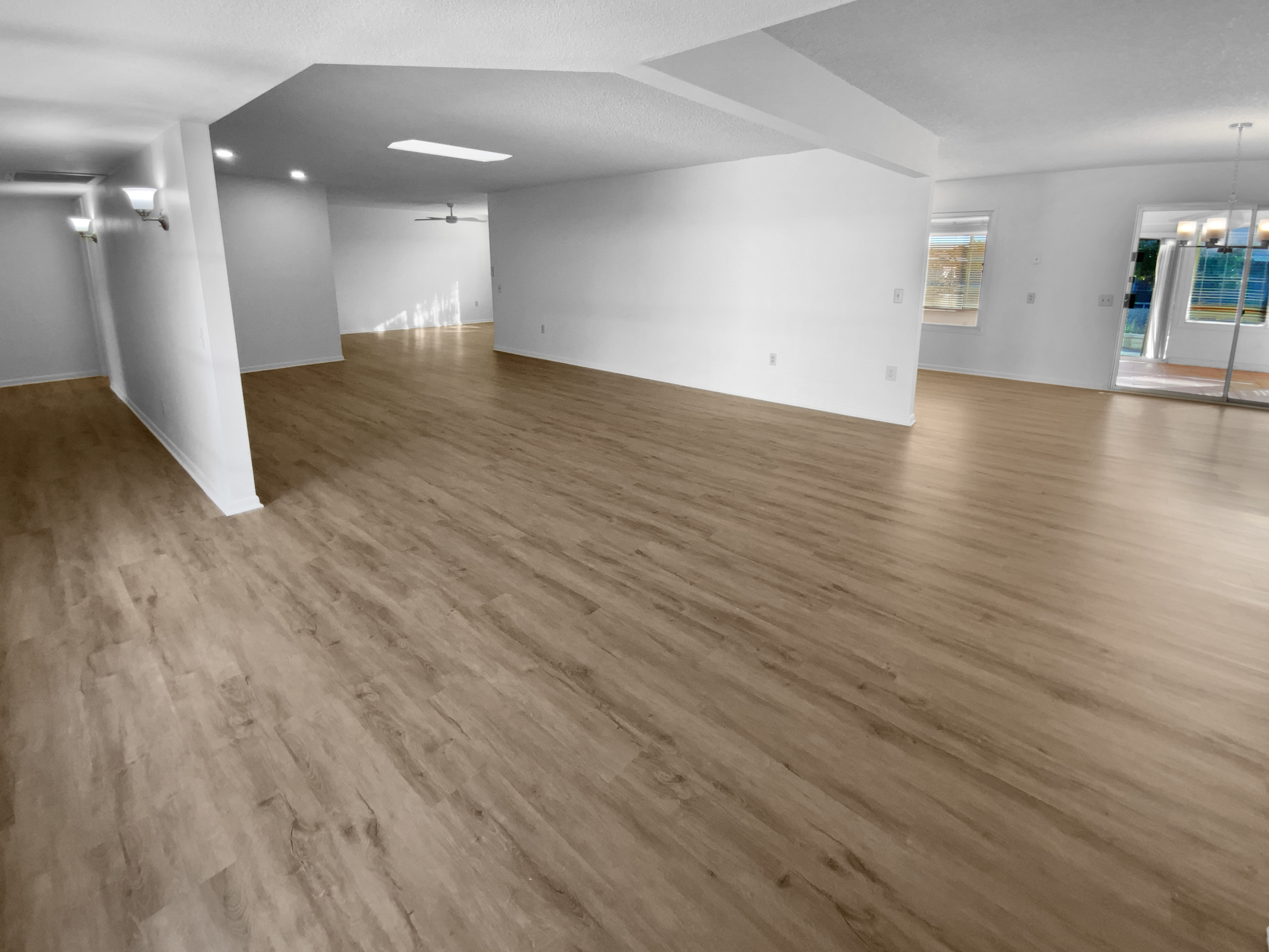 Photo 9 of 21 of 9703 W Spanish Moss Ln, Sun City, AZ