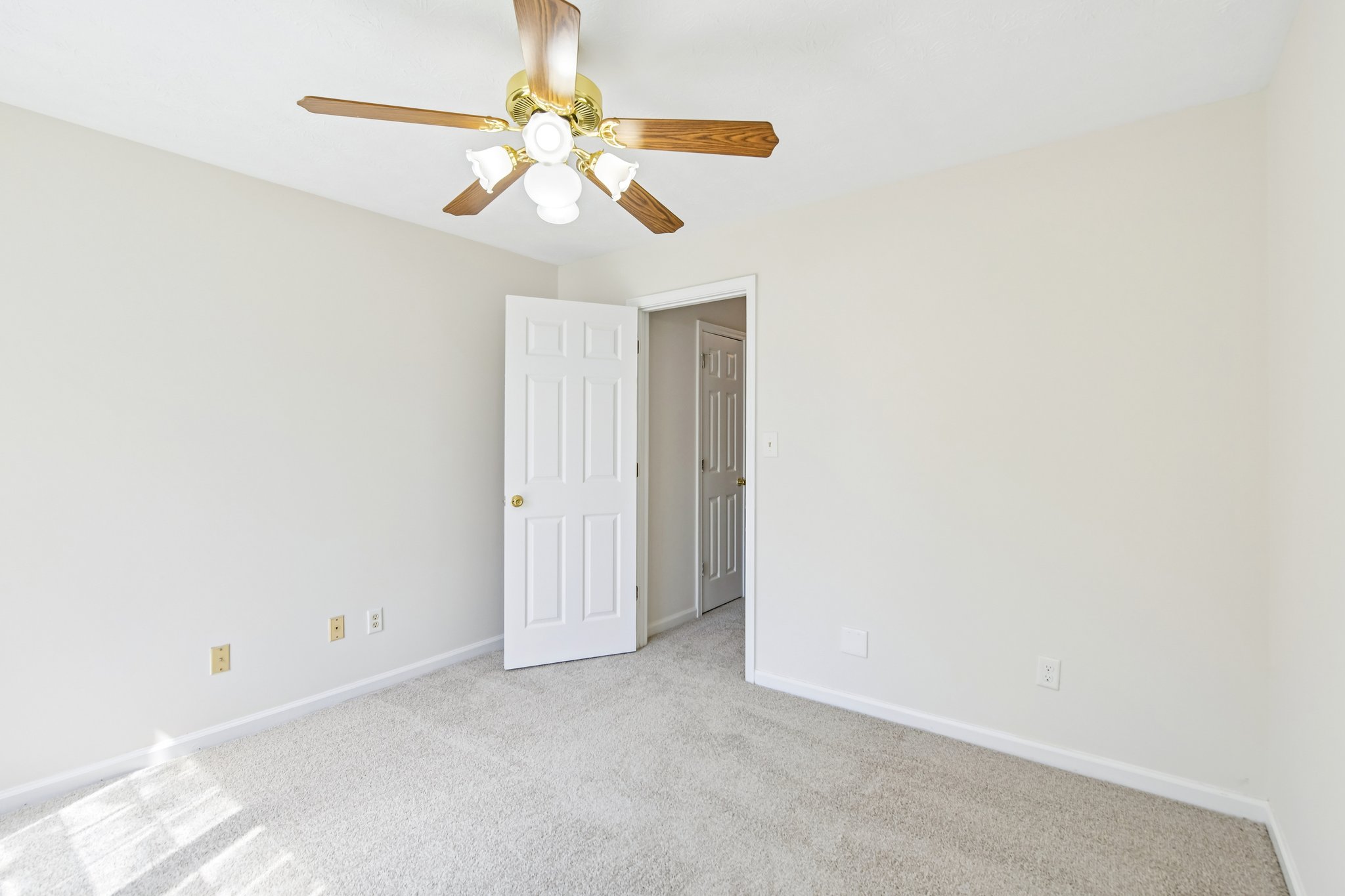 Photo 29 of 38 of 206 Northwind Dr, Stockbridge, GA