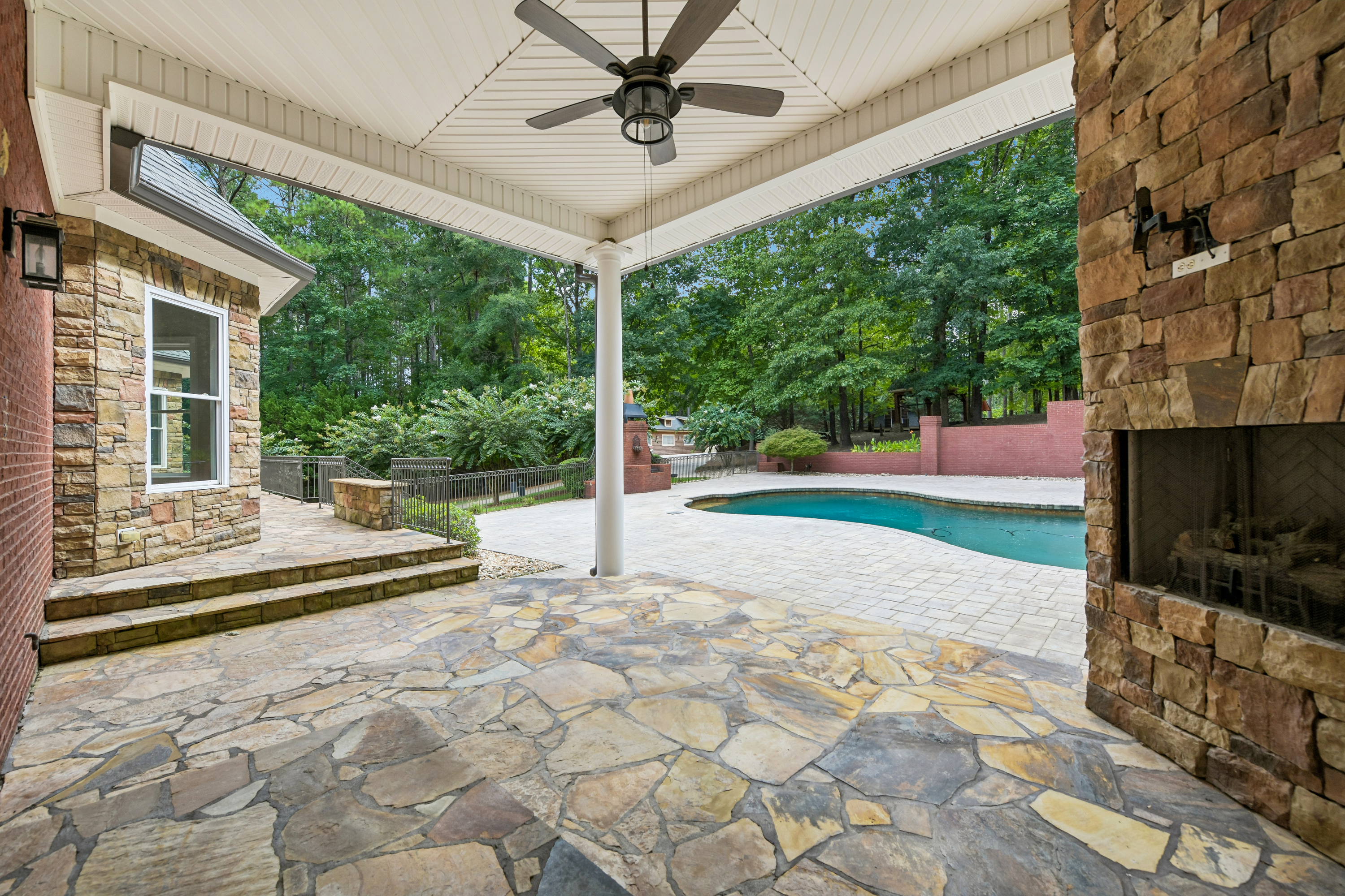 Photo 42 of 90 of 2431 Rabbit Farm Cir, Loganville, GA