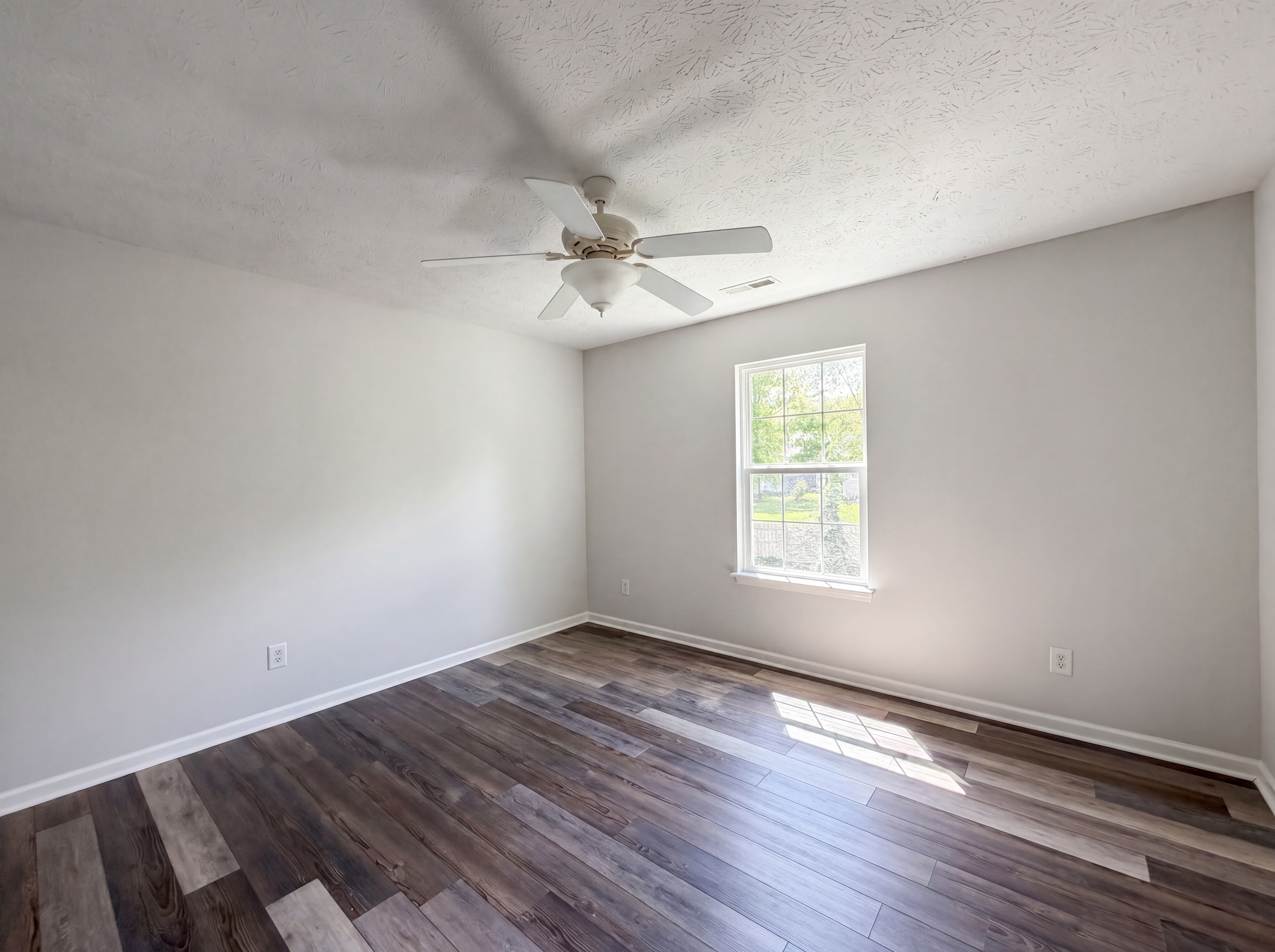 Photo 4 of 22 of 4636 Physics Way, Indianapolis, IN