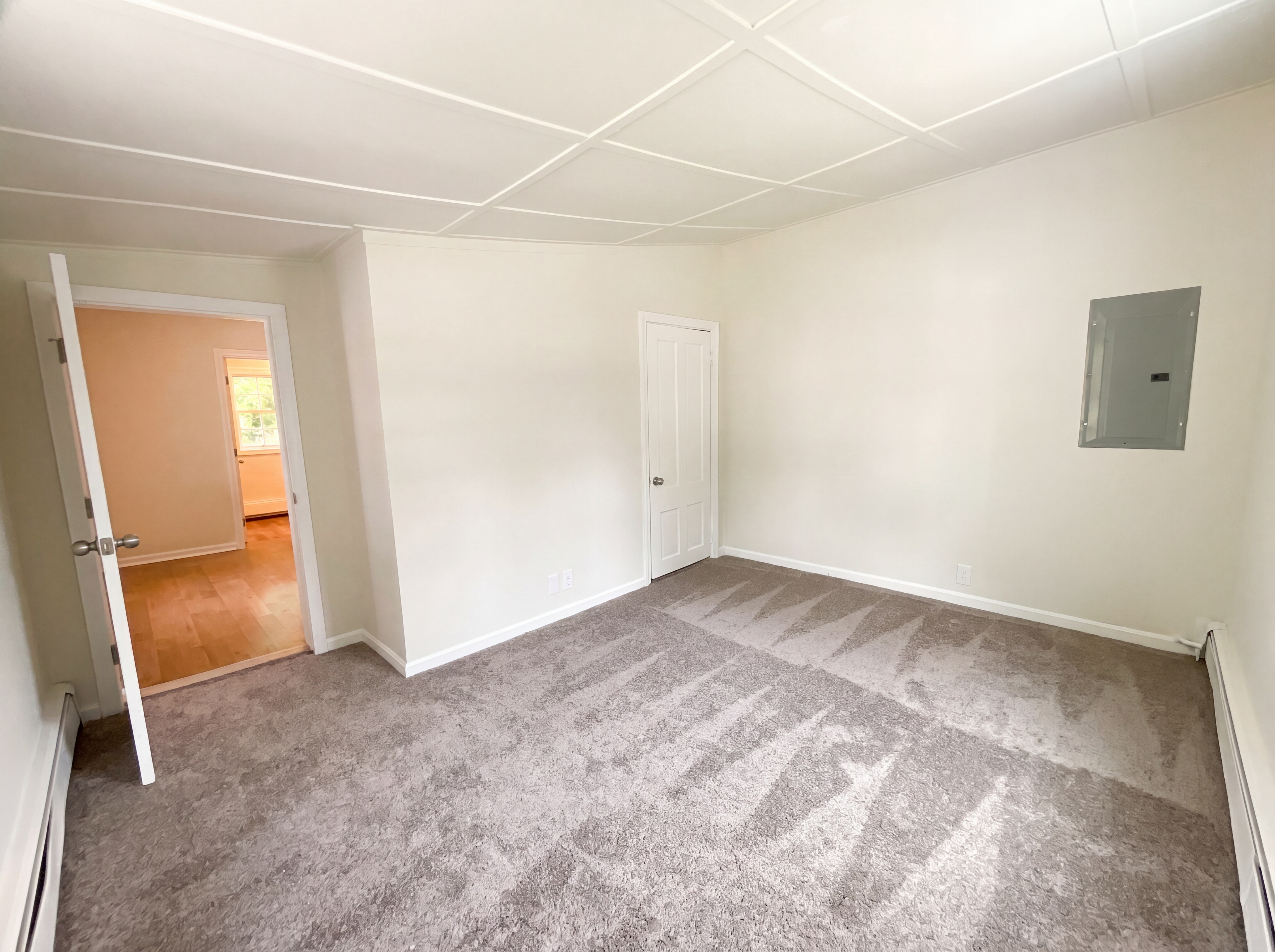 Photo 9 of 22 of 361 Tremont St, Taunton, MA