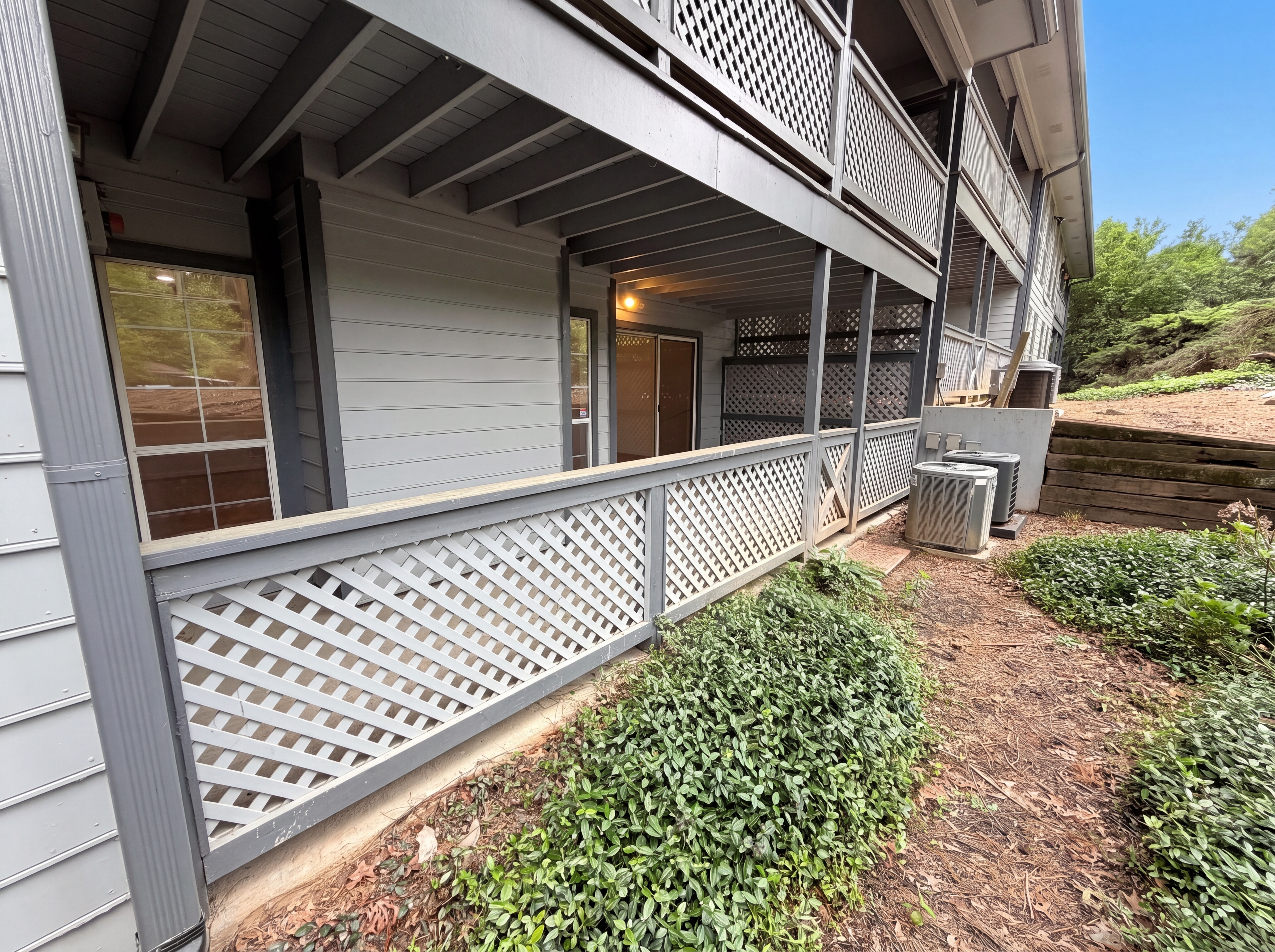 Photo 22 of 25 of 1128 Weatherstone Dr NE, Atlanta, GA