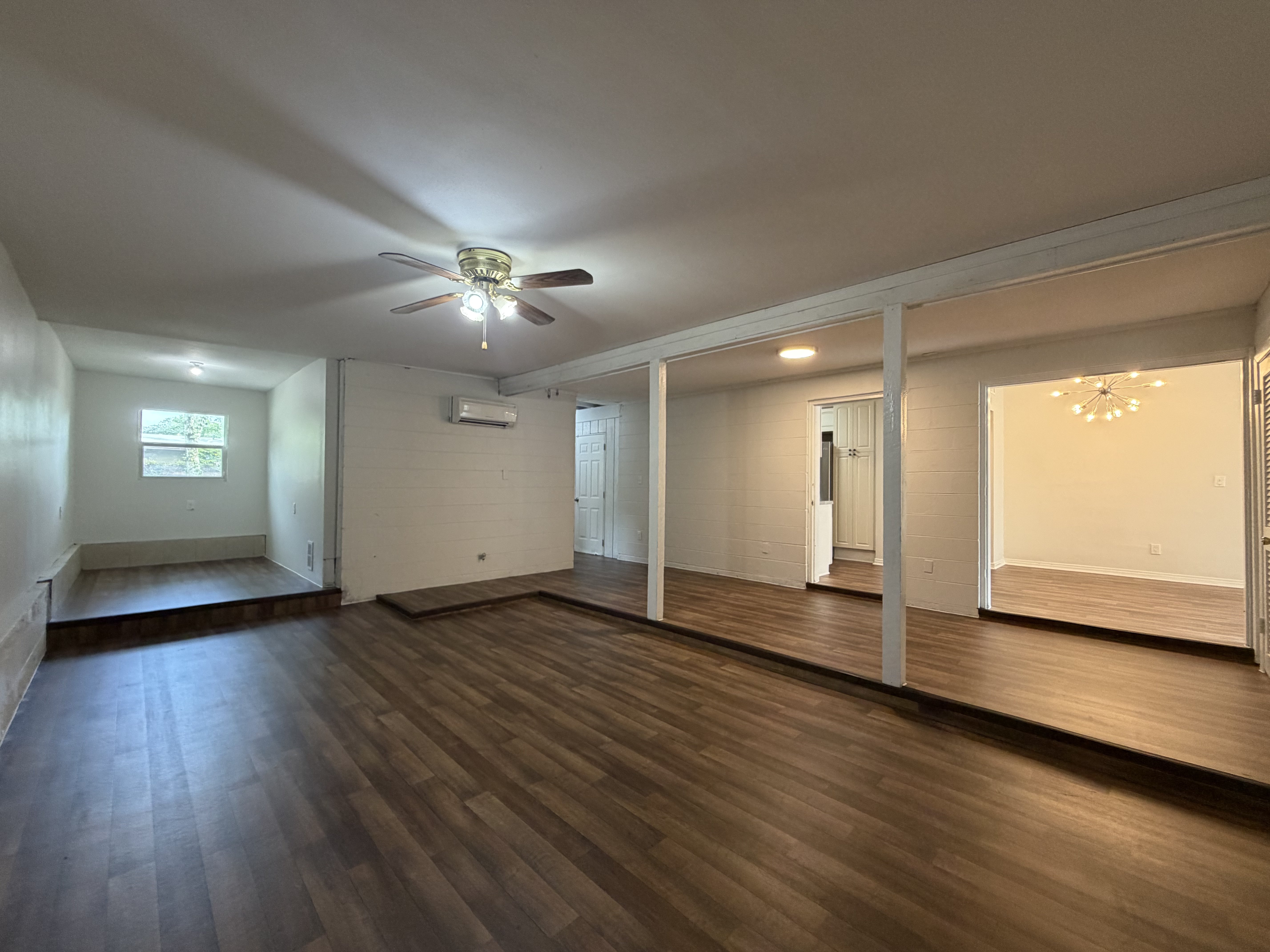 Photo 4 of 22 of 409 Berwick Ave, Temple Terrace, FL
