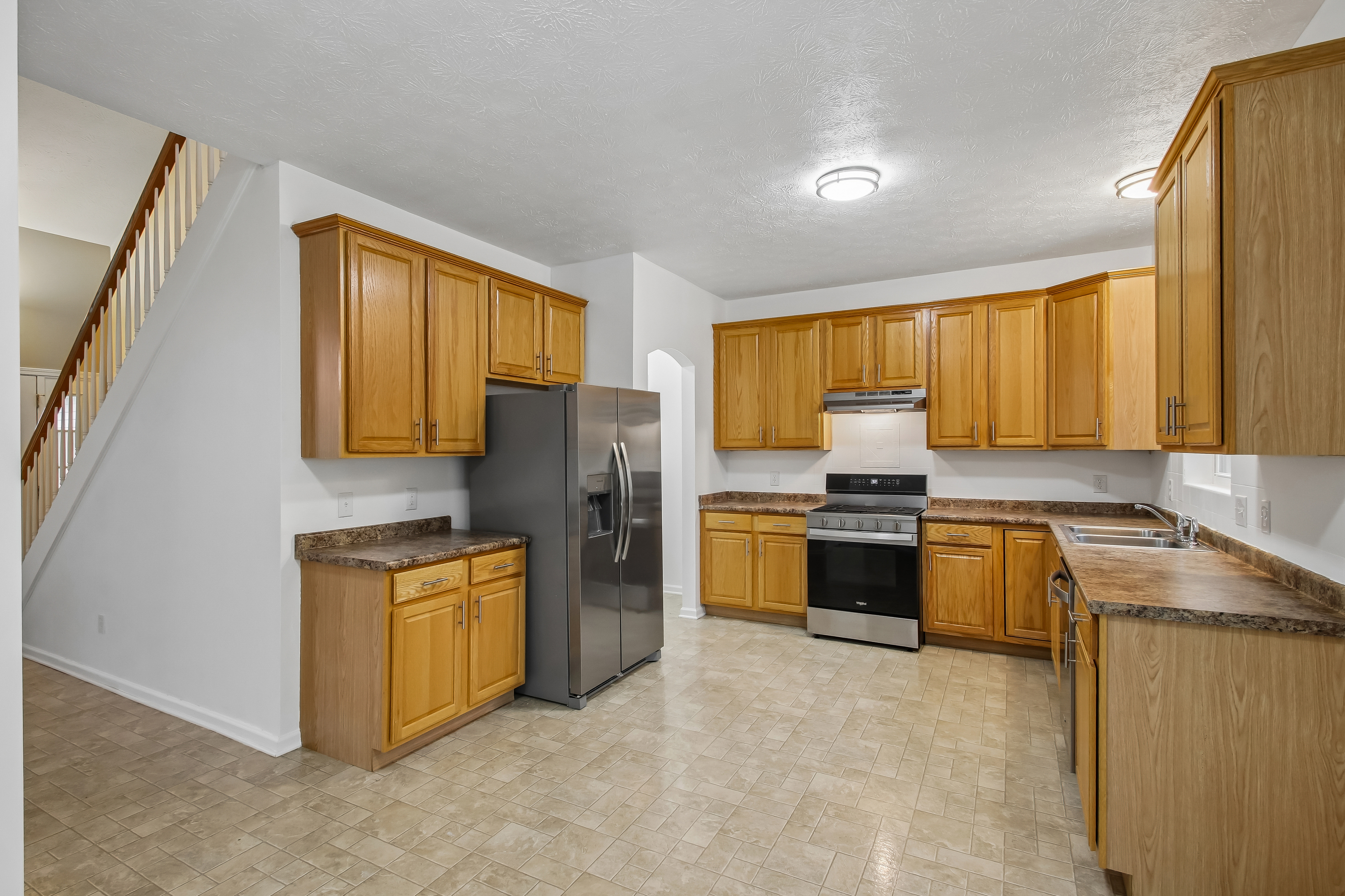 Photo 12 of 34 of 5704 Yanni Ct, Avon, NY