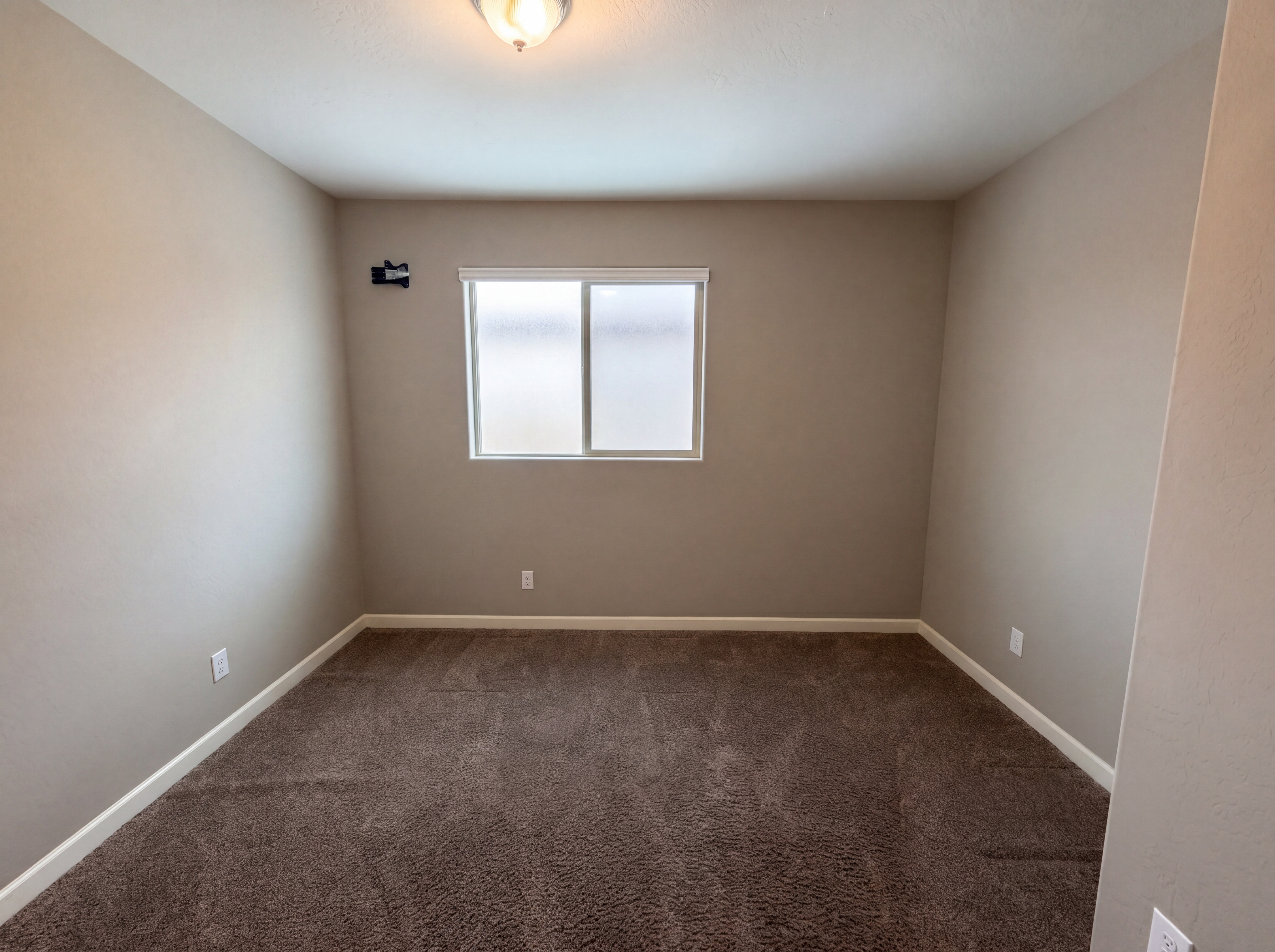 Photo 15 of 31 of 23680 W Magnolia Dr, Buckeye, AZ
