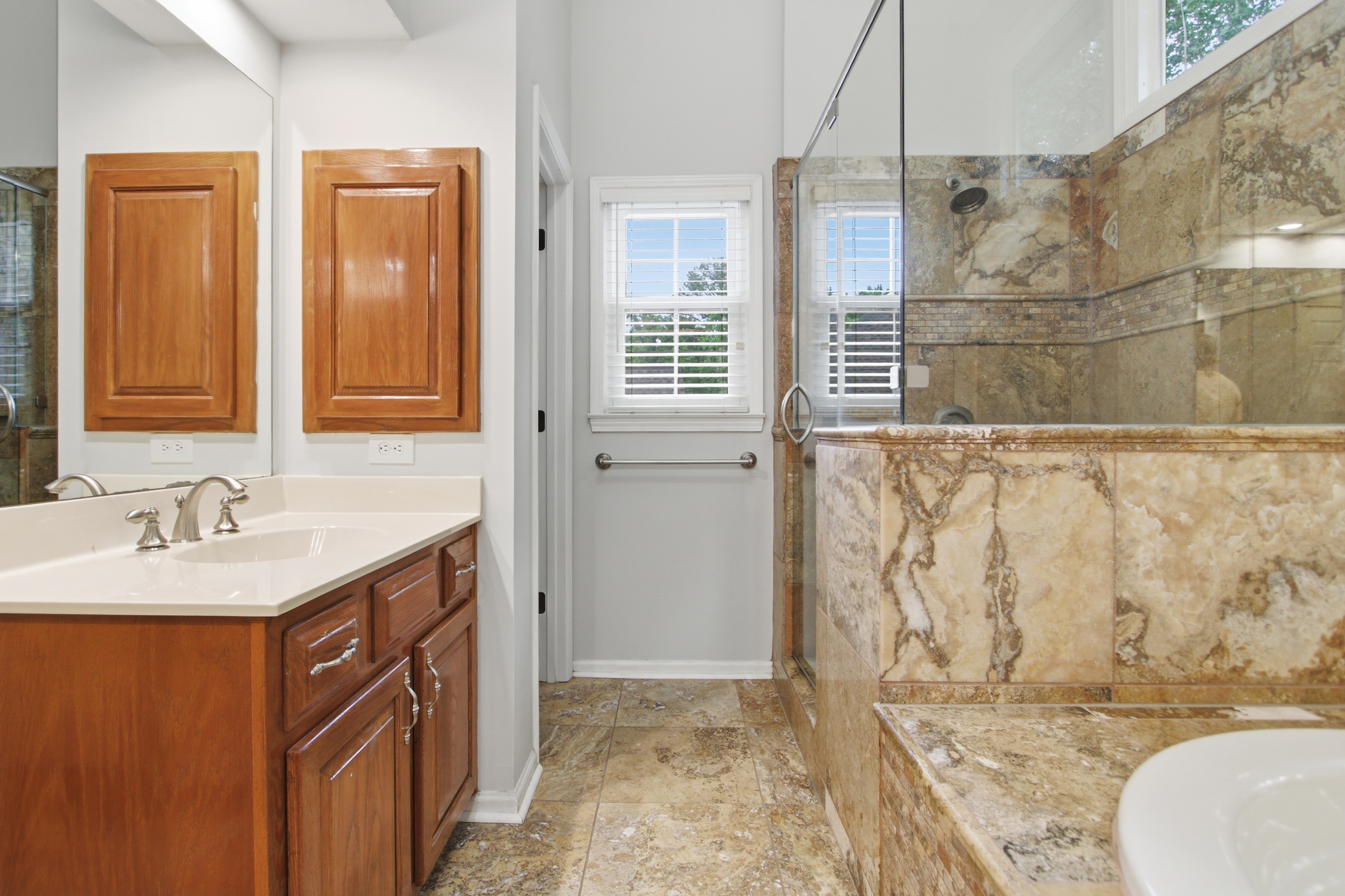 Photo 34 of 47 of 11715 Dunhill Place Dr, Johns Creek, GA
