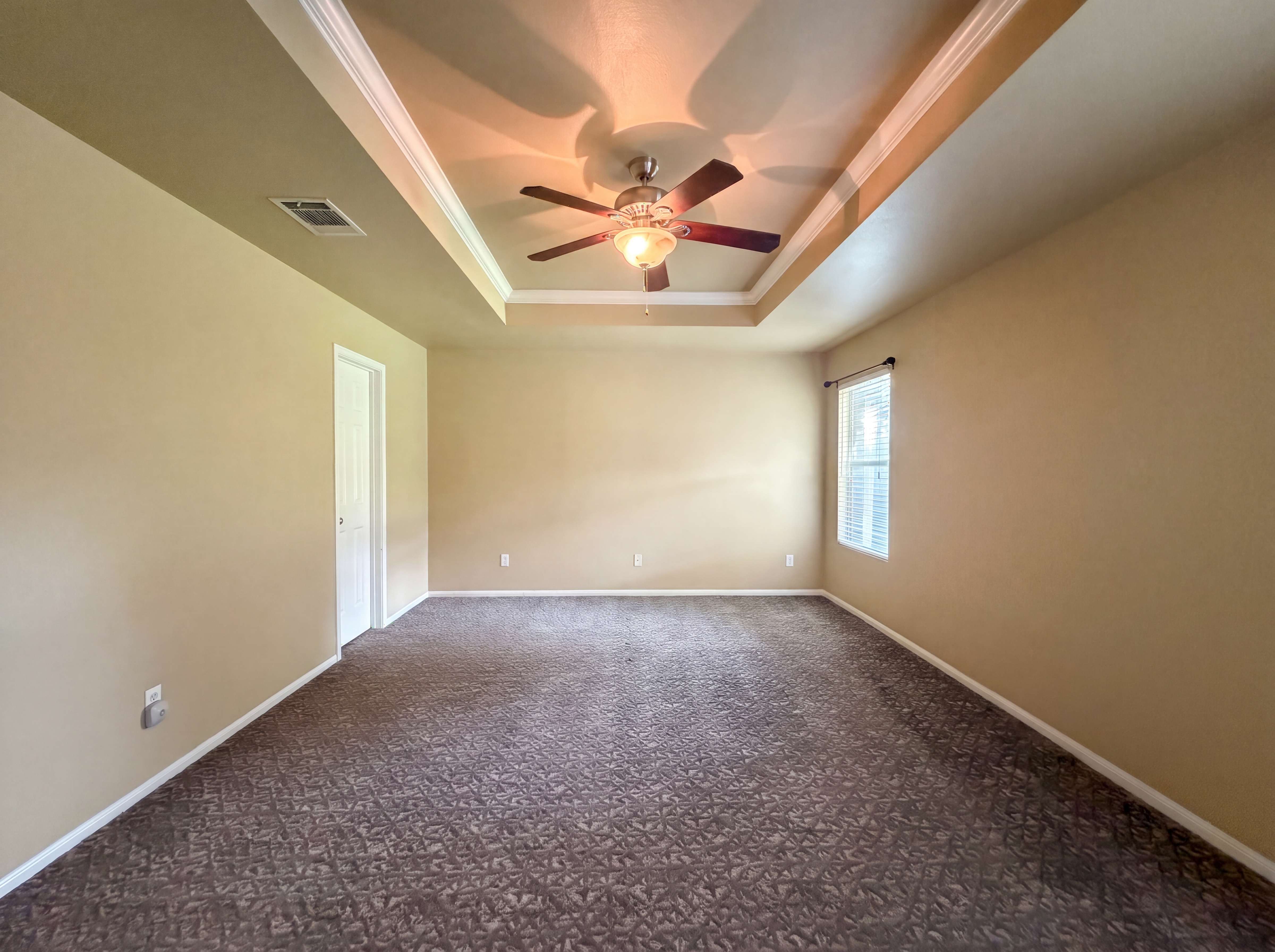 Photo 4 of 19 of 5313 Southern Crossing Dr, Temple, TX