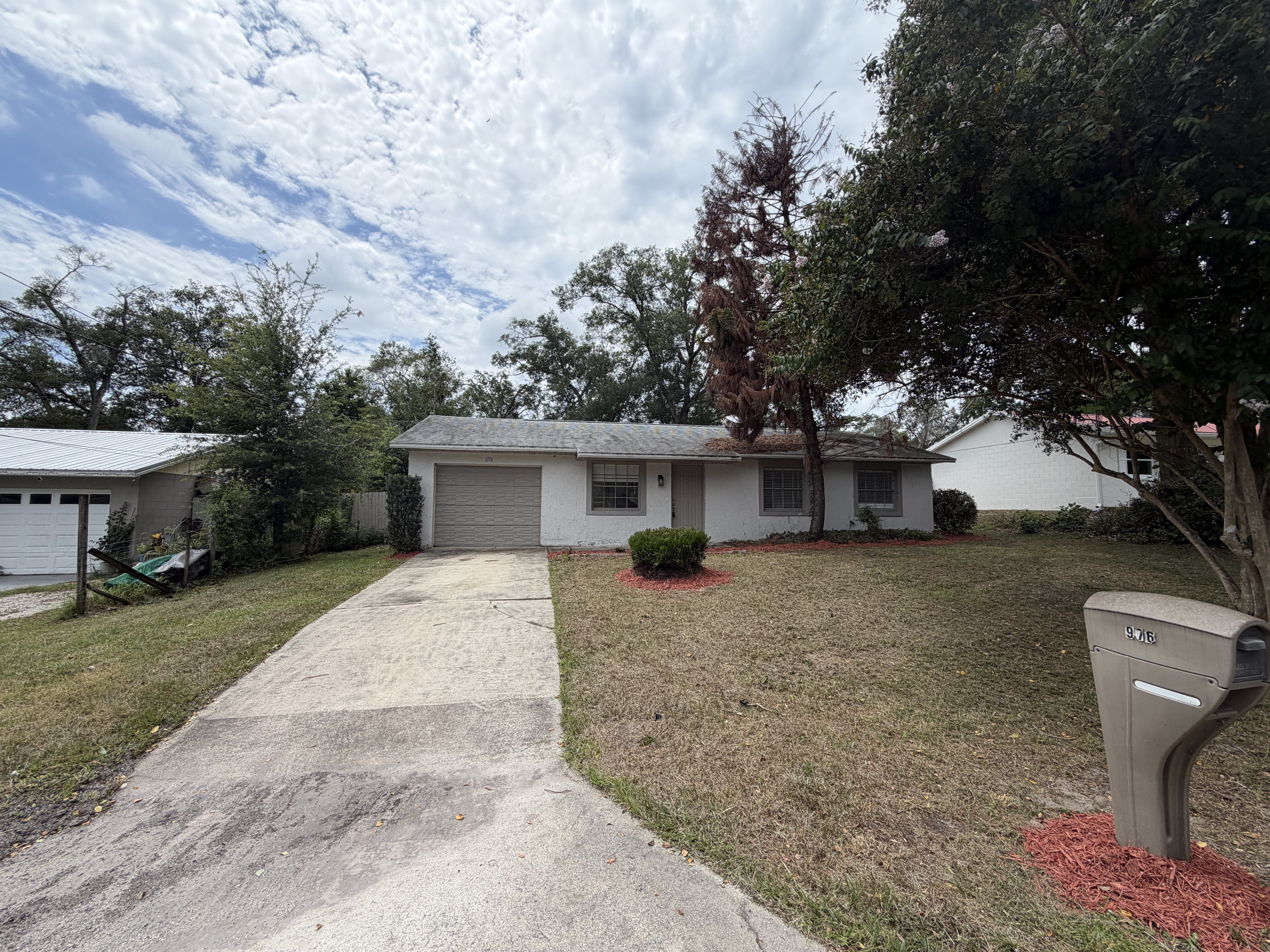 Photo 14 of 17 of 976 Liskeard Ave, Orange City, FL