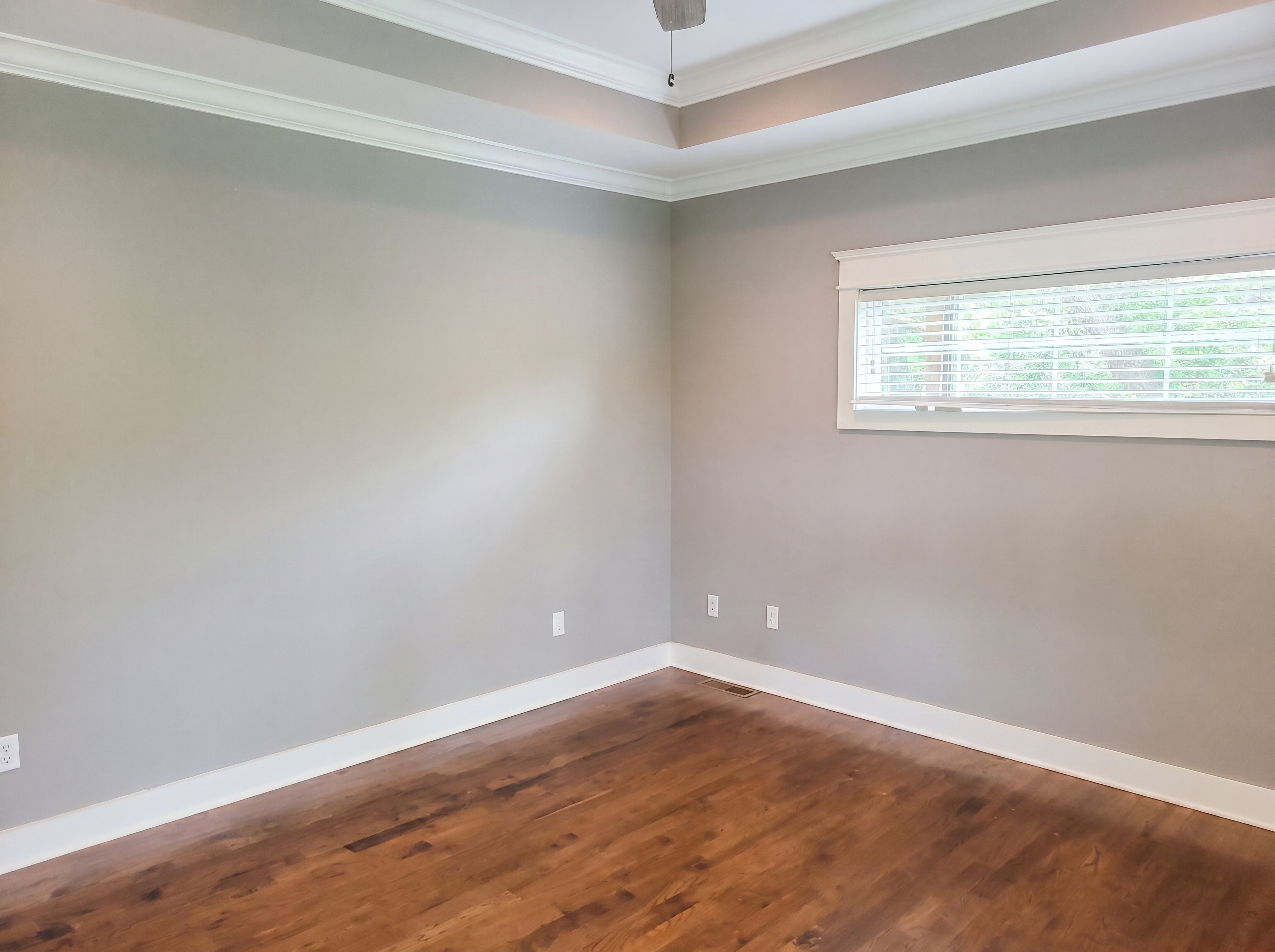 Photo 14 of 38 of 521 Autumnstone Ln, Bowling Green, KY