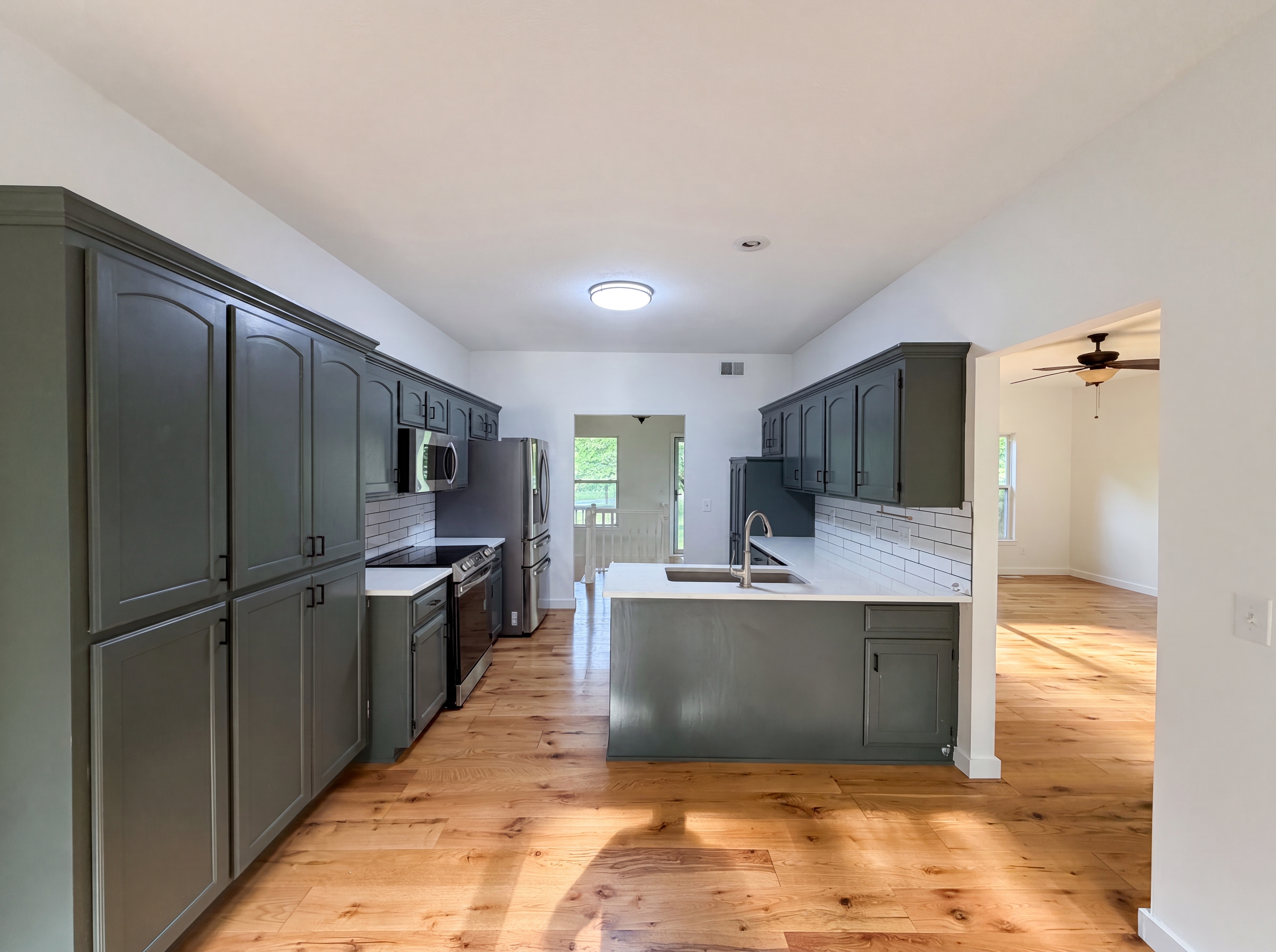Photo 7 of 20 of 530 NW 1891st Rd, Kingsville, MO