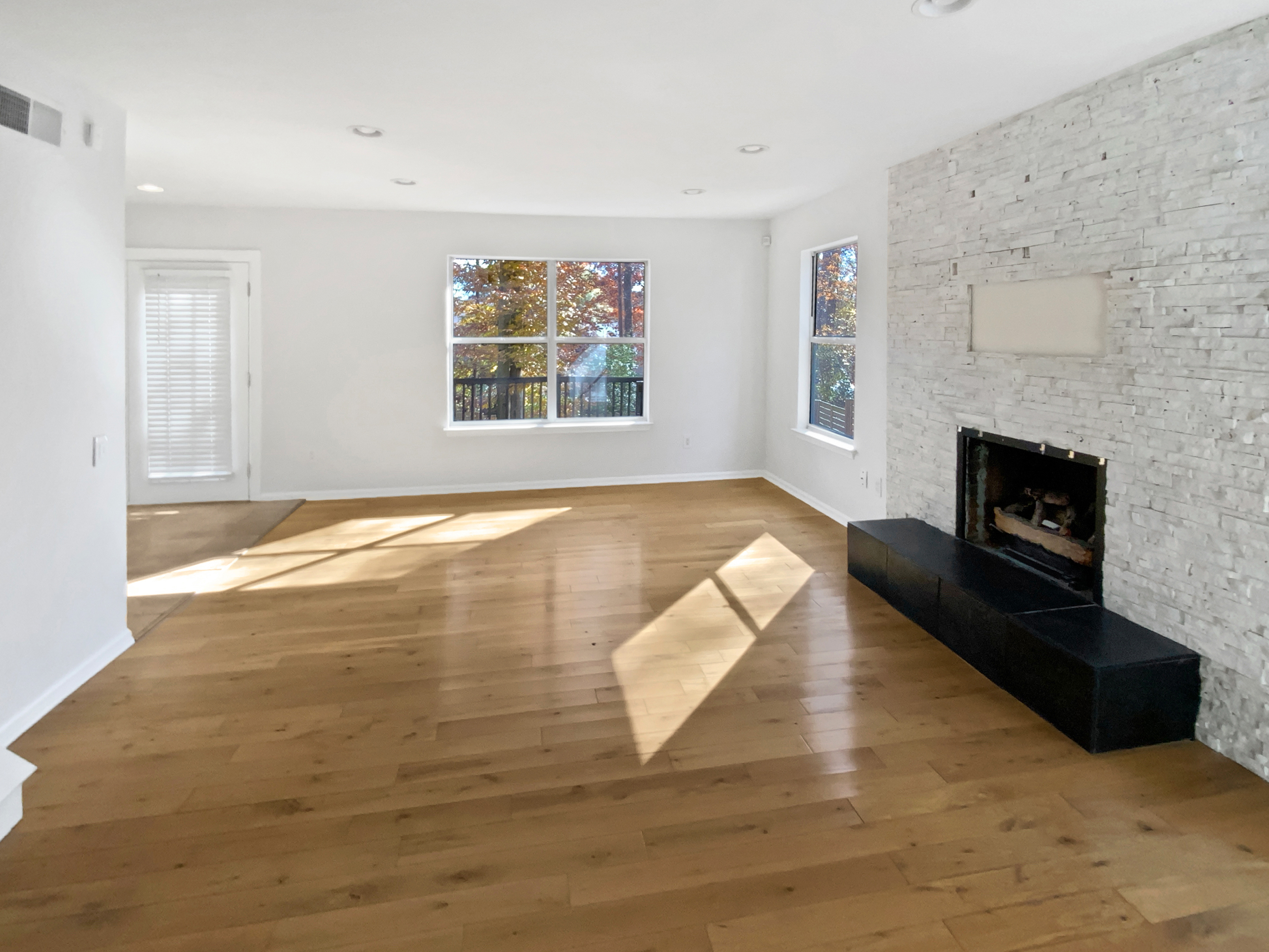 Photo 9 of 19 of 12732 Sulgrave Dr, Huntersville, NC