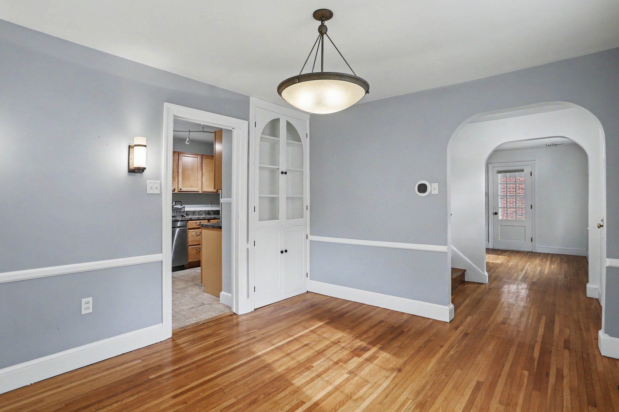 Photo 7 of 21 of 218 N Gotwalt St, York, PA