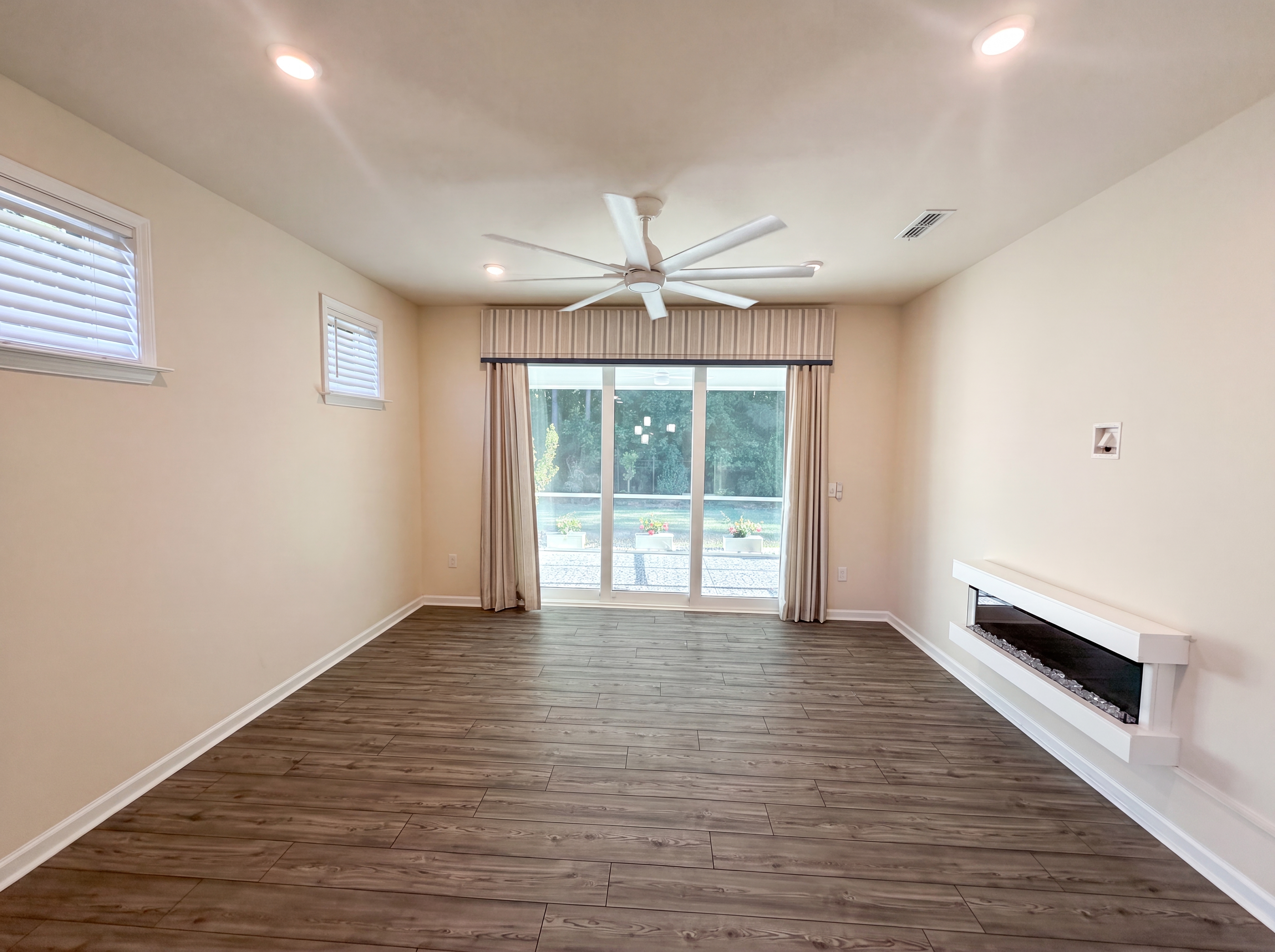Photo 3 of 16 of 1308 Rose Gum Way, Fuquay Varina, NC