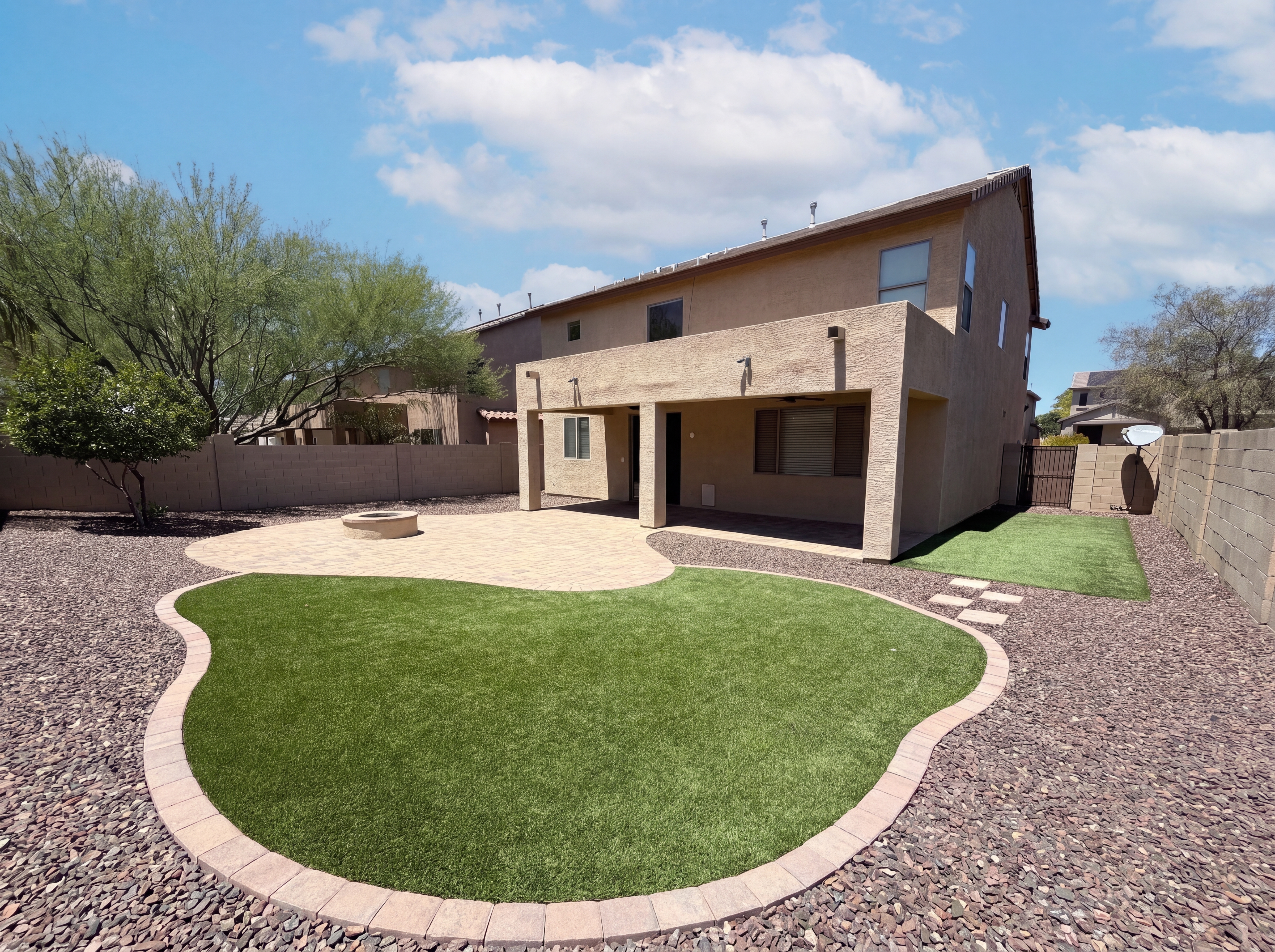 Photo 5 of 32 of 6823 W Morning Vista Dr, Peoria, AZ