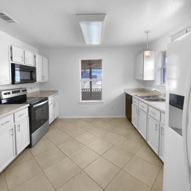 Property photo 2 of 4307 Blueduck Dr