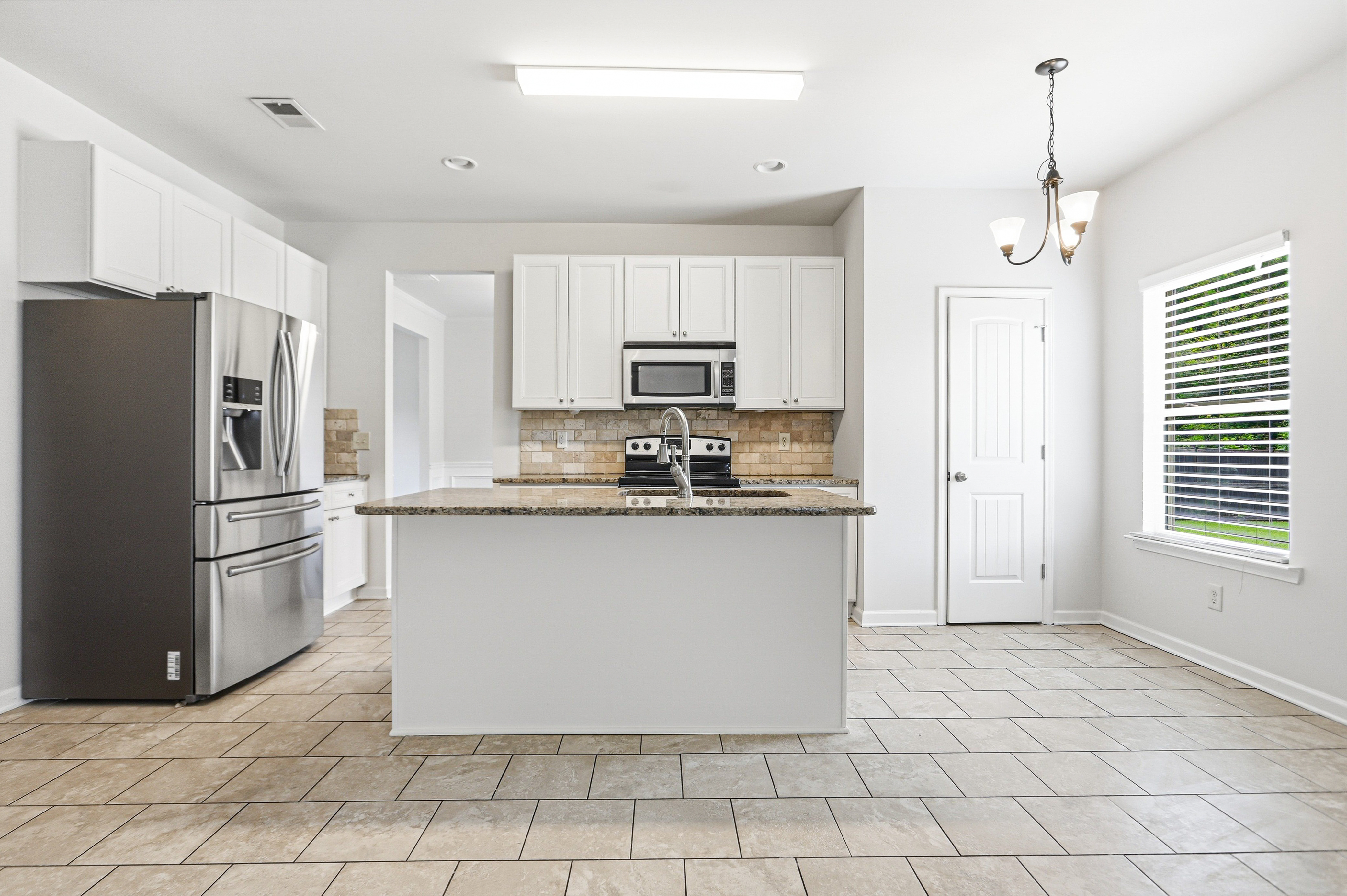 Photo 13 of 40 of 77 Hamil Ct NW, Cartersville, GA