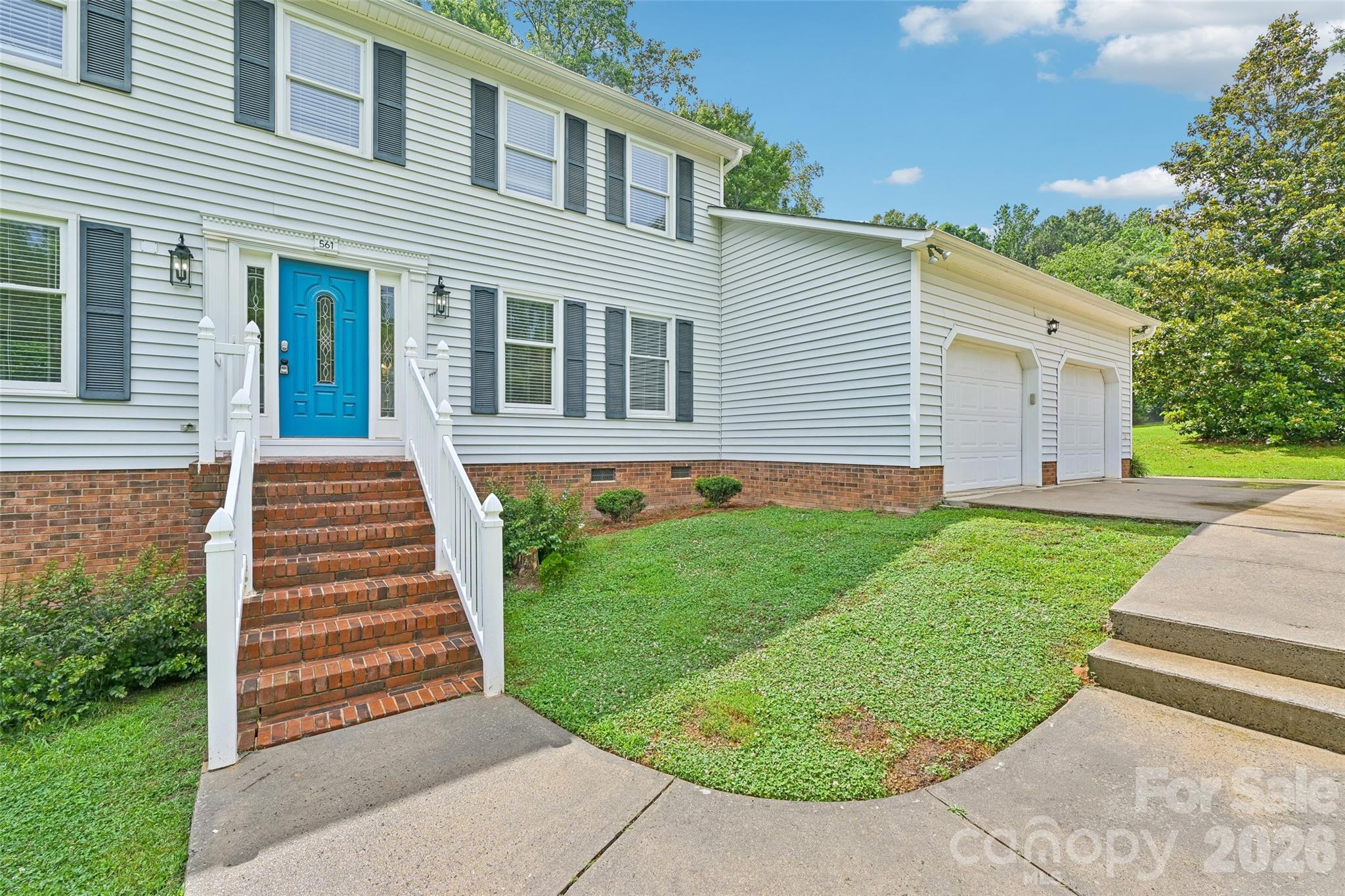 Photo 4 of 50 of 561 Briarwood Rd, Lancaster, SC