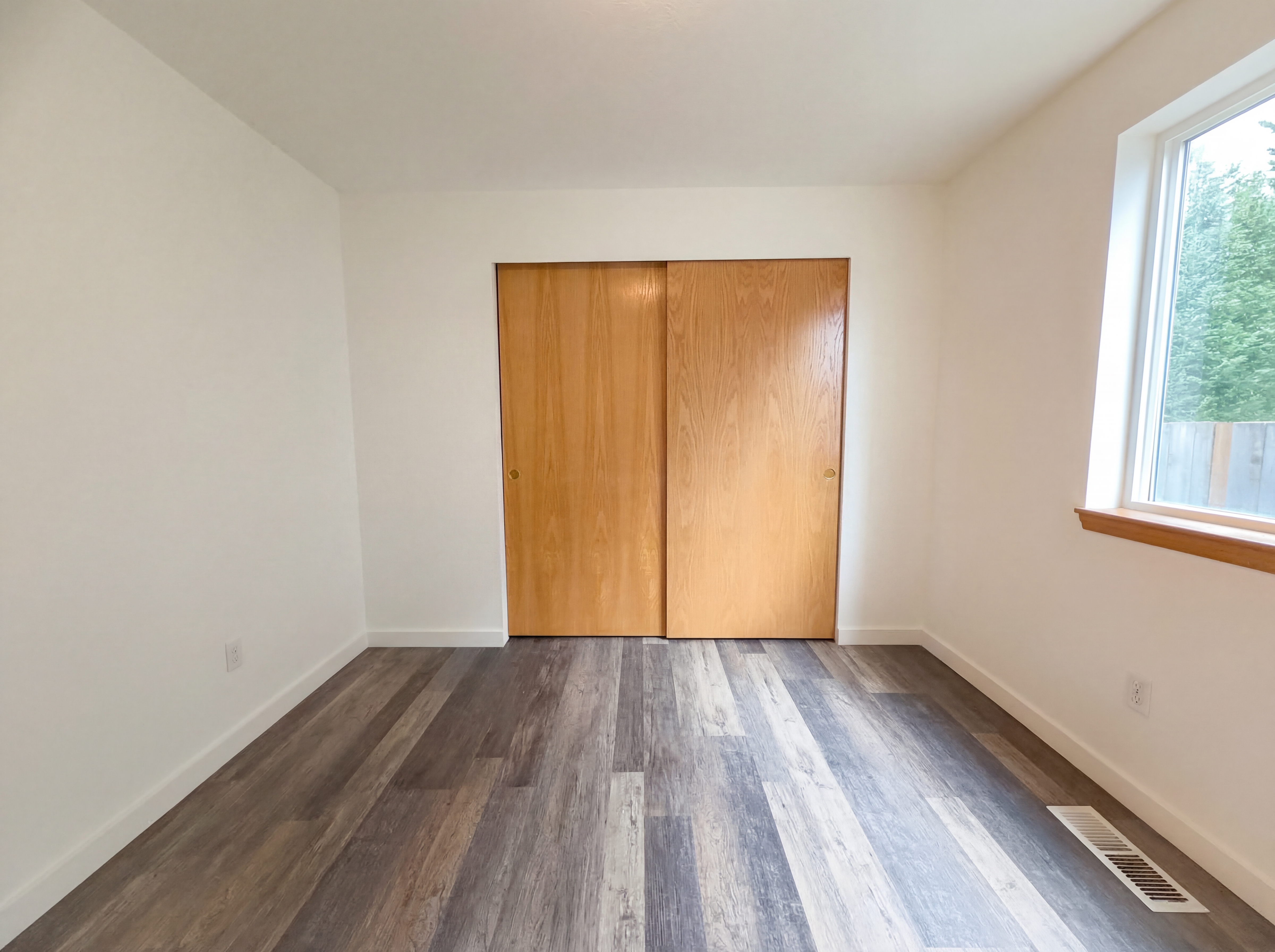 Photo 14 of 18 of 8641 NE Windstone St, Beaverton, OR