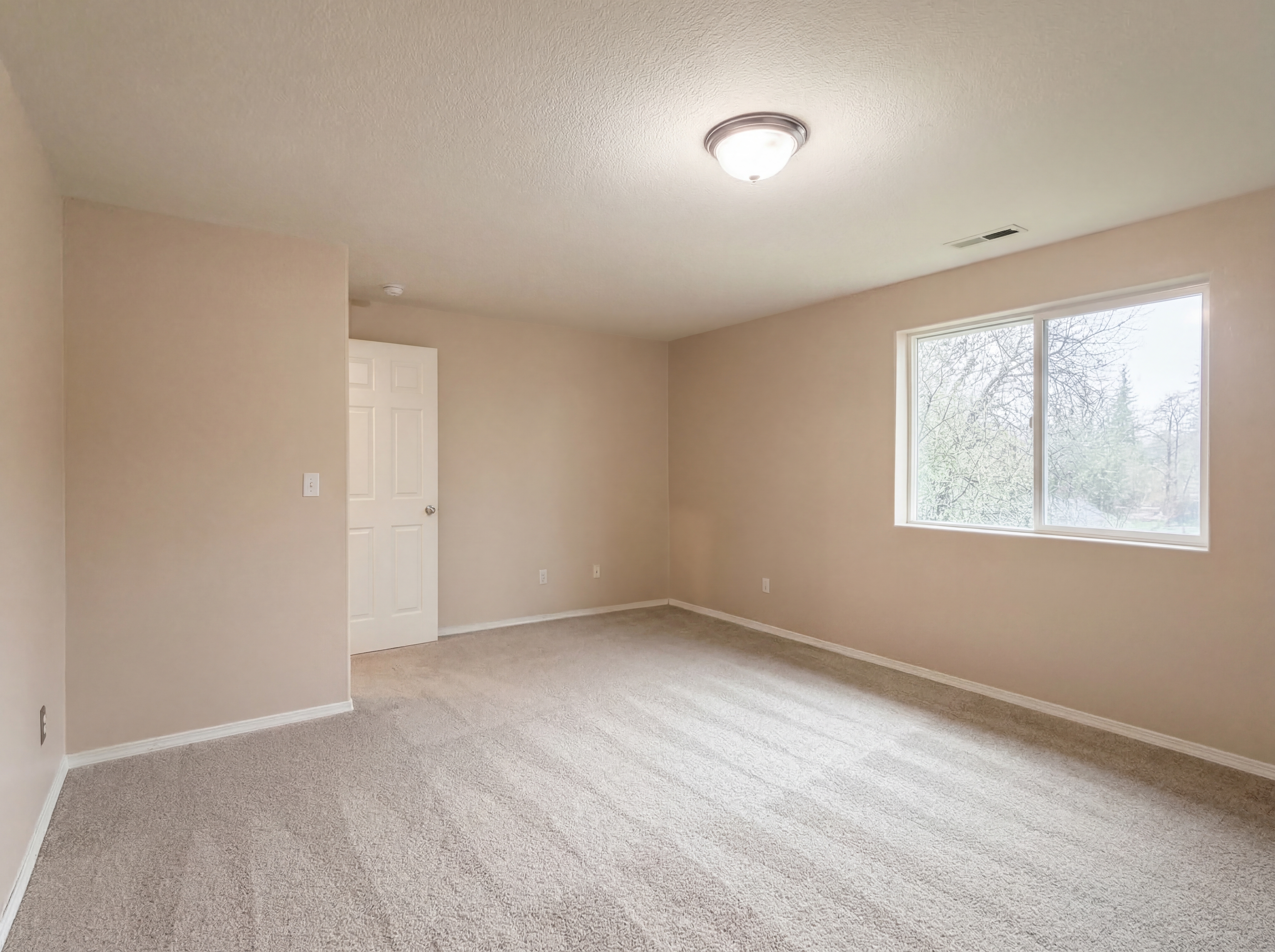 Photo 17 of 27 of 35056 Whitetail Ave, Saint Helens, OR