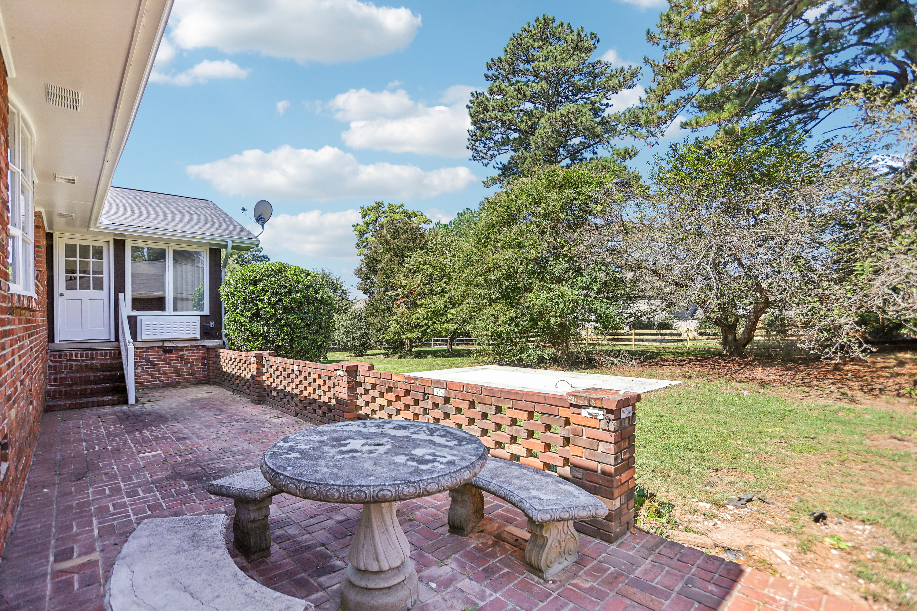 Photo 25 of 27 of 2186 Ingram Rd, Duluth, GA
