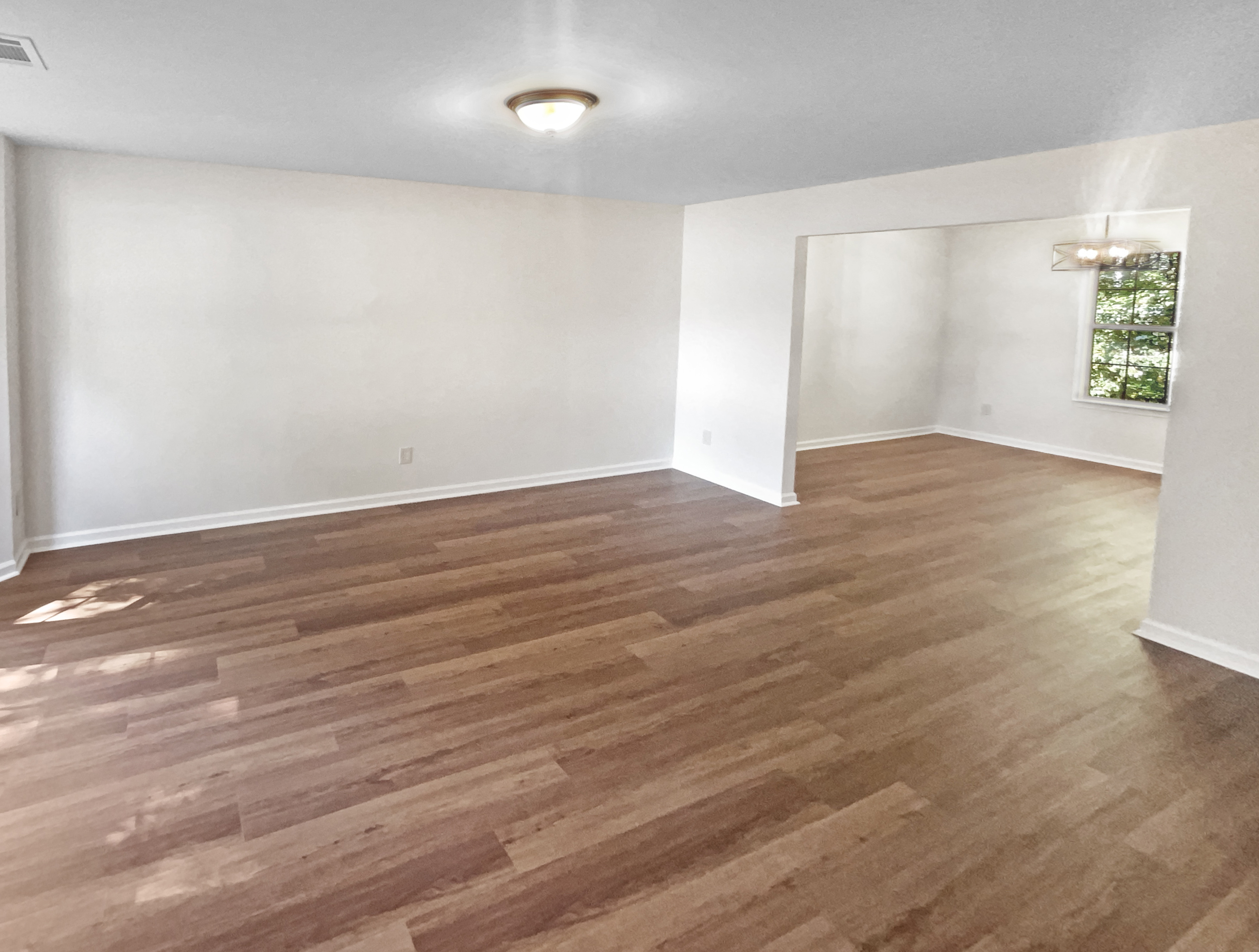 Photo 11 of 26 of 4469 White Hill Pl, Douglasville, GA