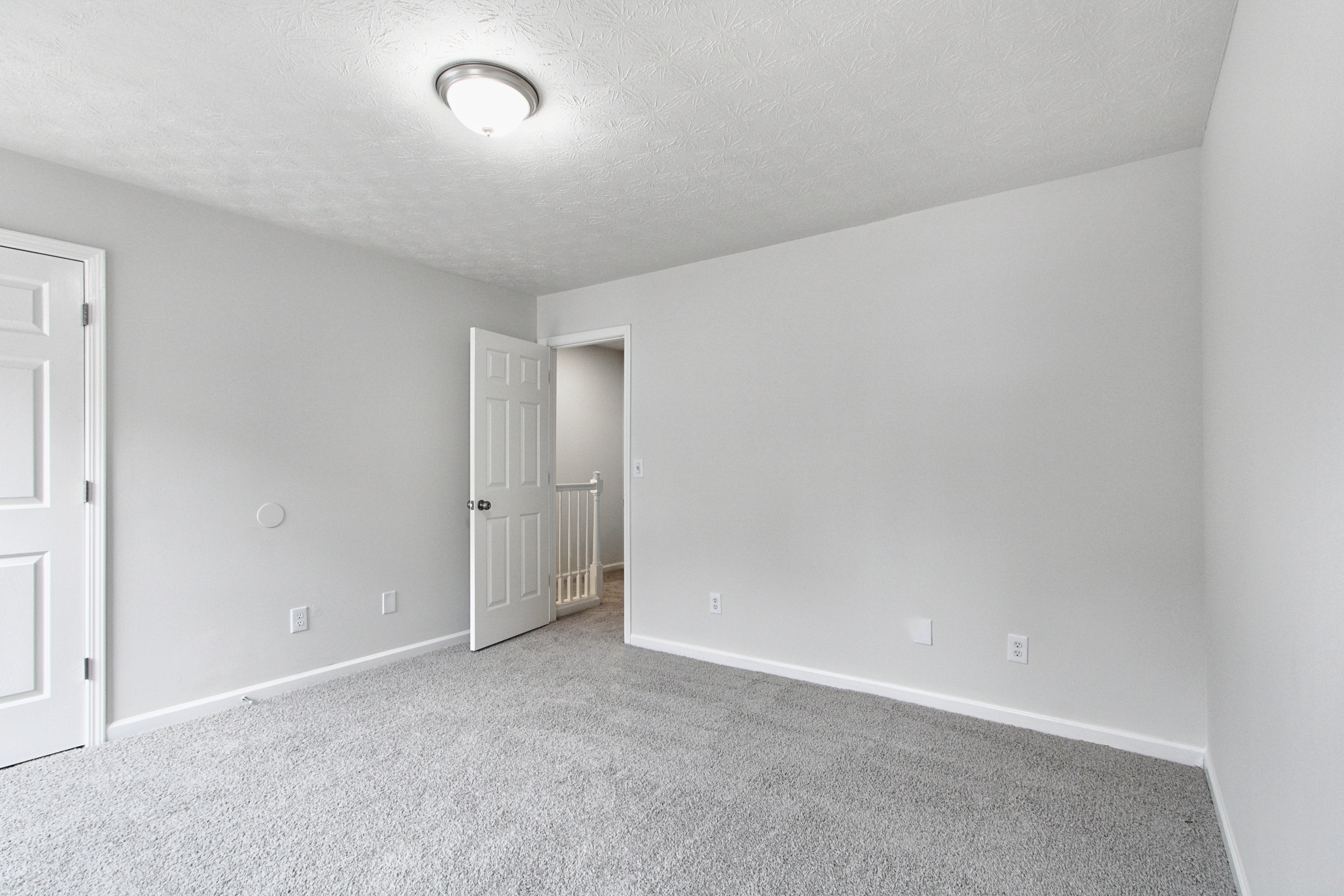 Photo 16 of 27 of 409 Timber Gate Dr, Lawrenceville, GA