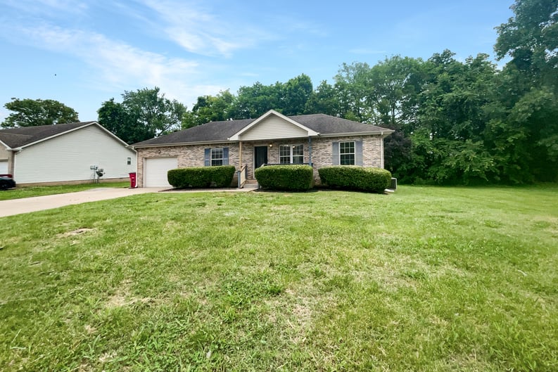 Property photo 1 of 1274 Silver Star Dr