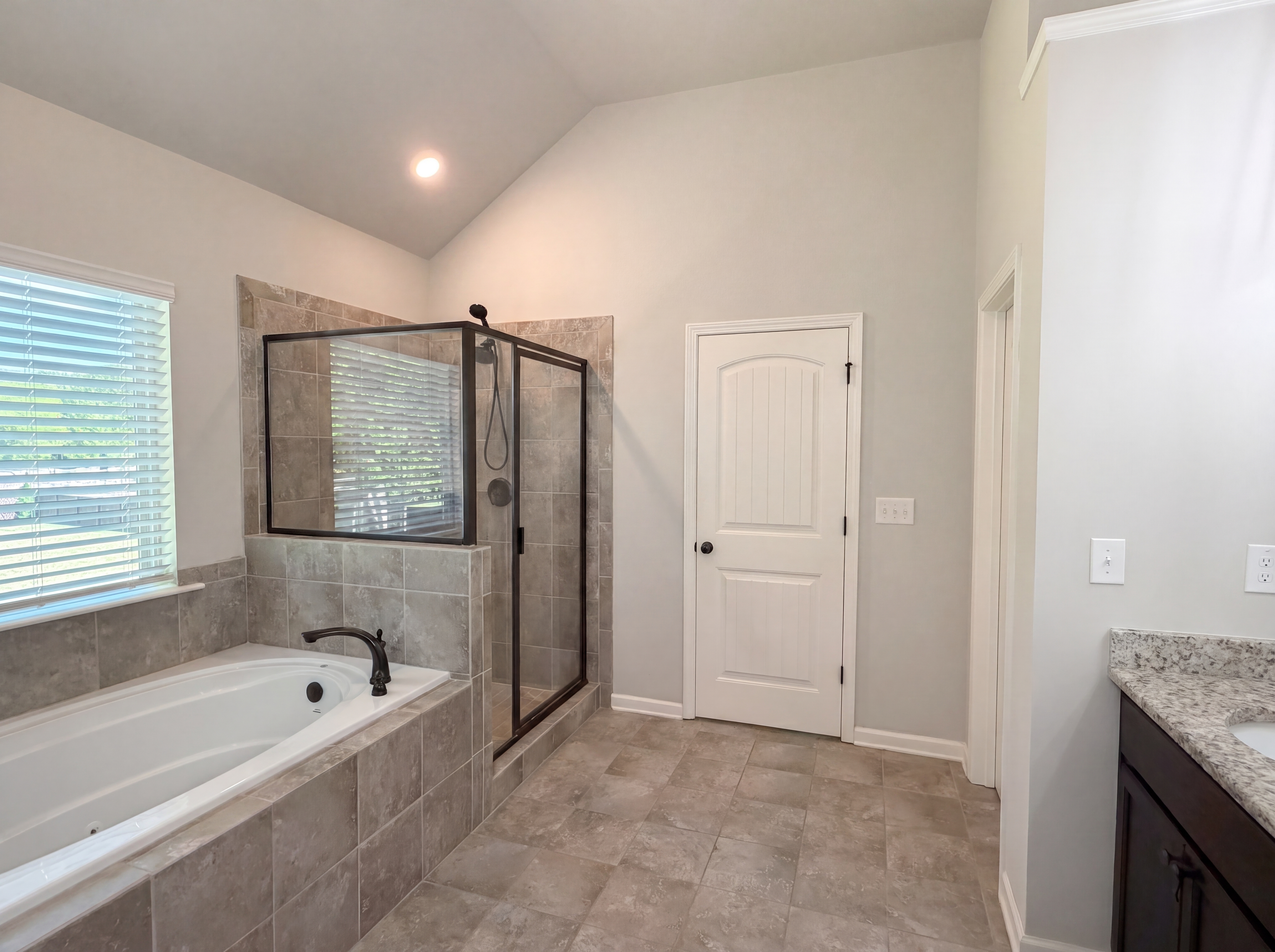 Photo 26 of 47 of 2144 Airline Rd, McDonough, GA