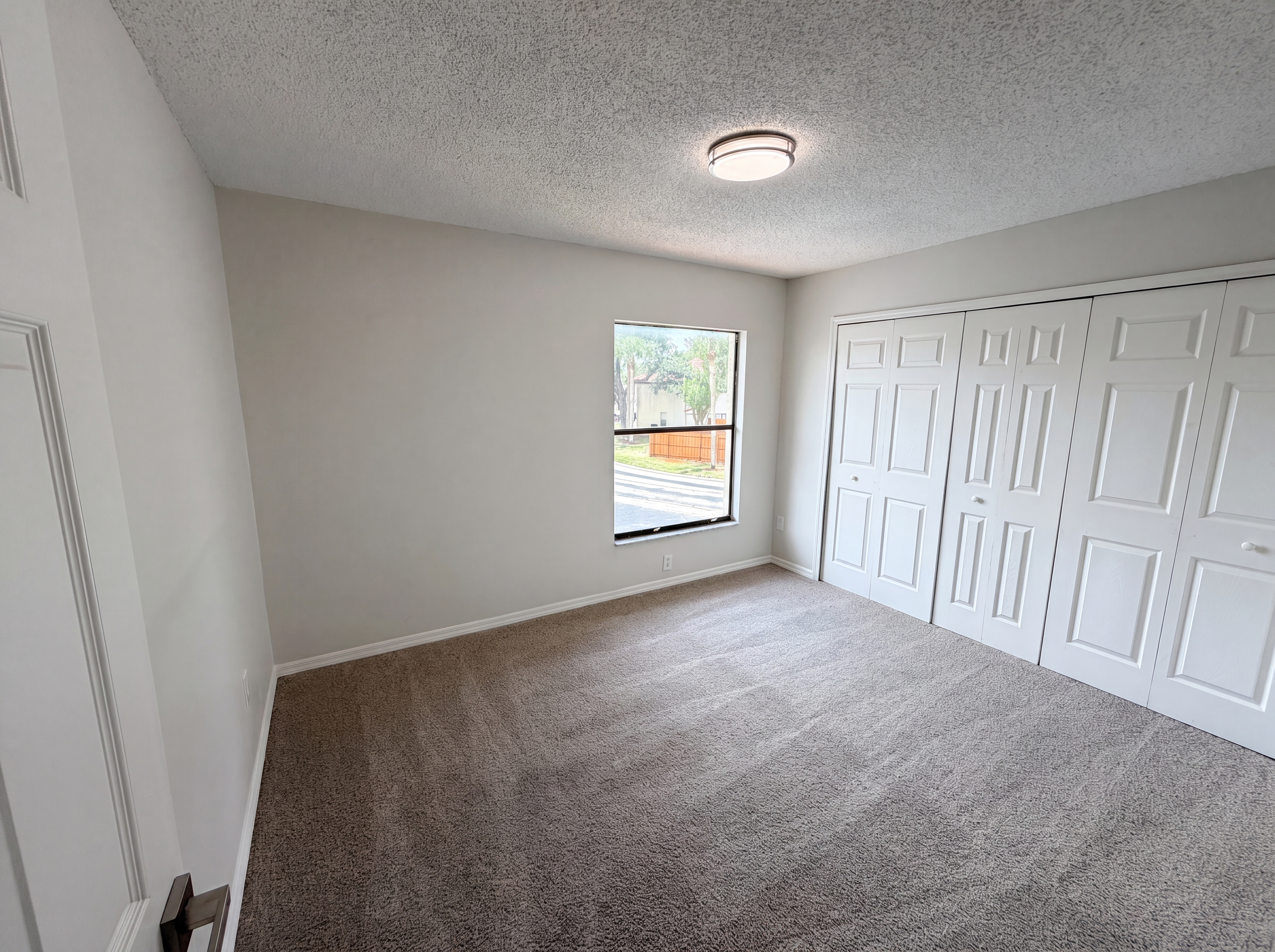 Photo 13 of 24 of 1602 Little Falls Cir, Orlando, FL