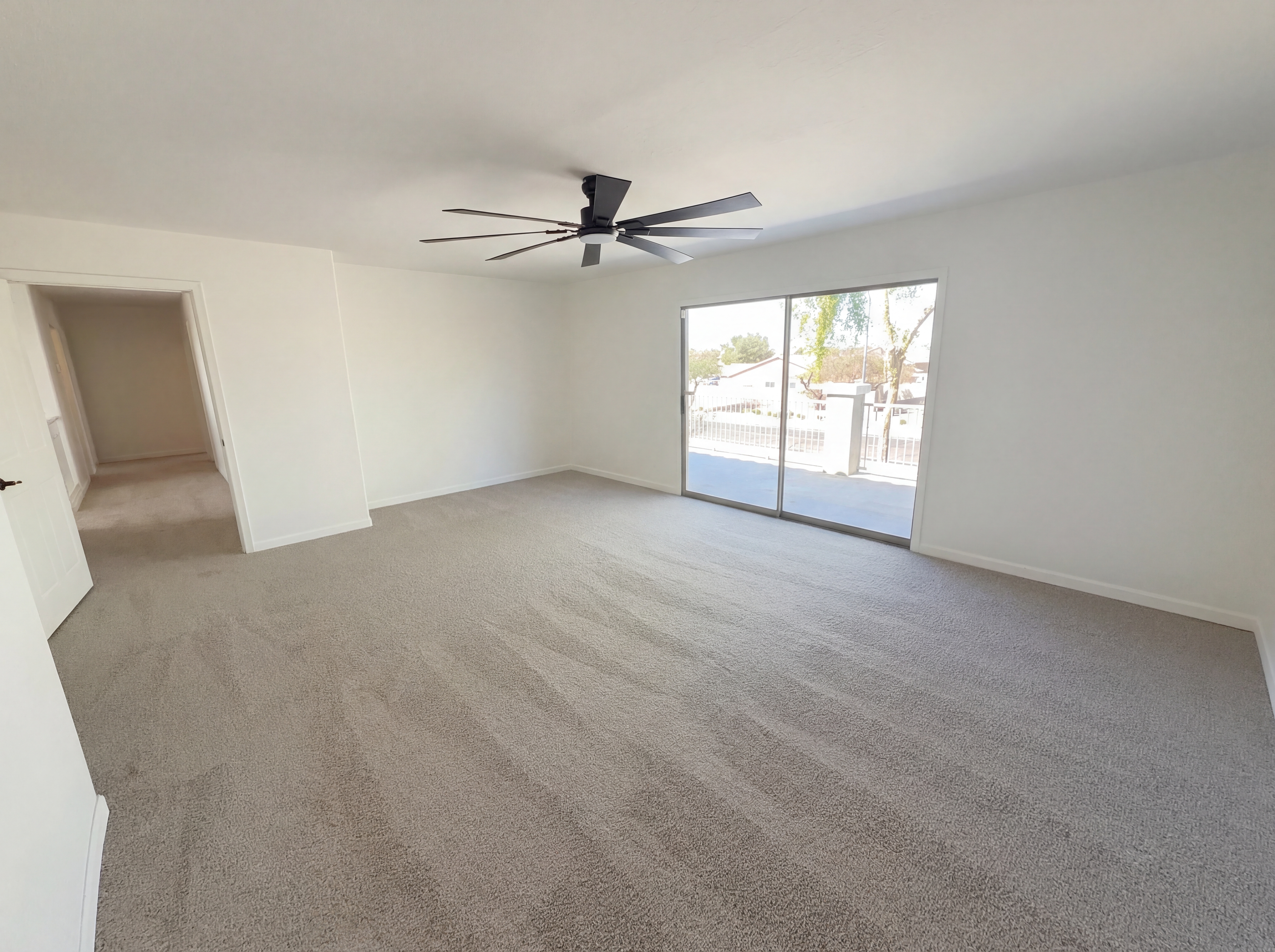 Photo 11 of 32 of 12826 W Mulberry Dr, Avondale, AZ