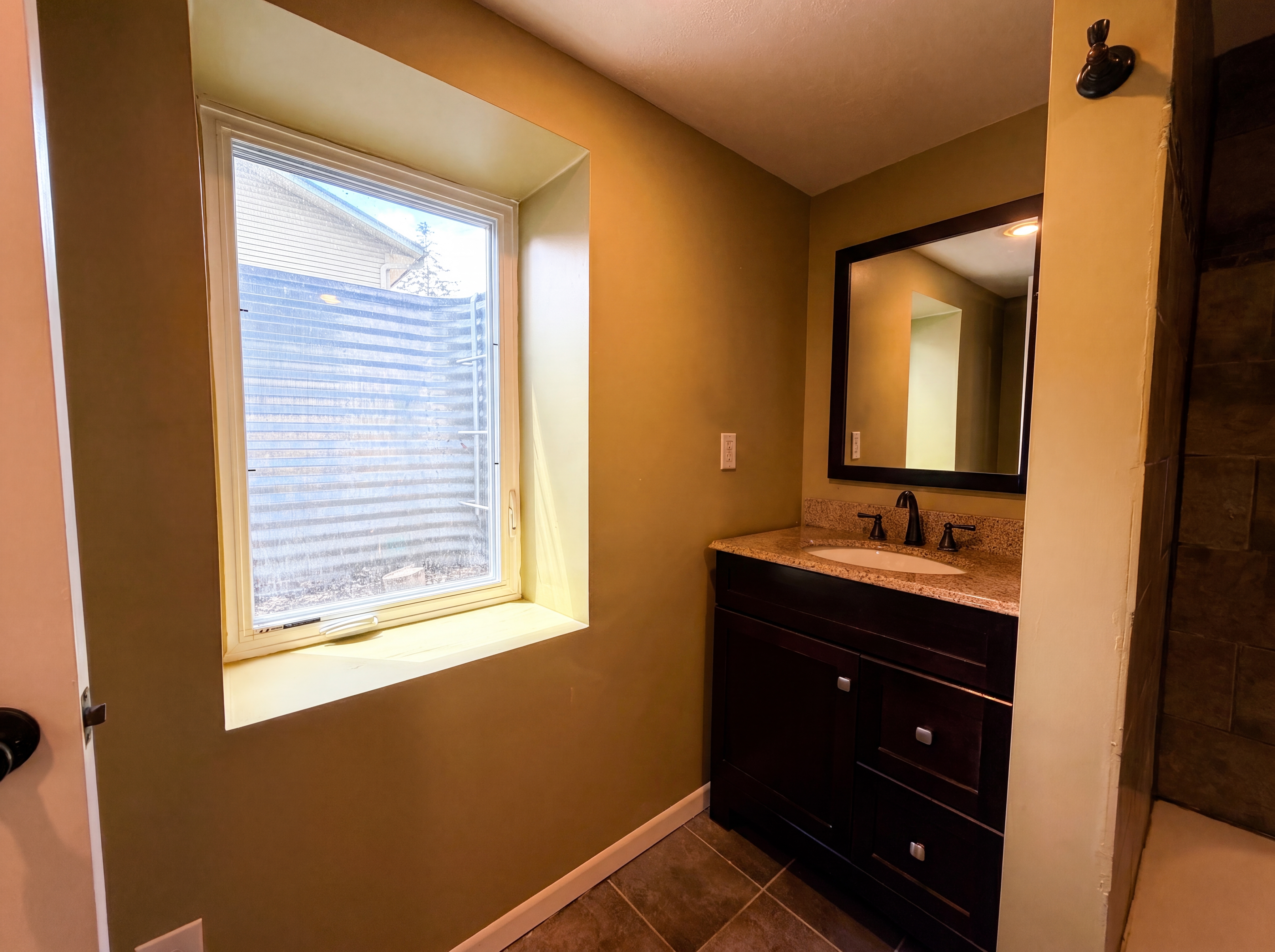Photo 15 of 24 of 18220 Duck Lake Trl, Eden Prairie, MN