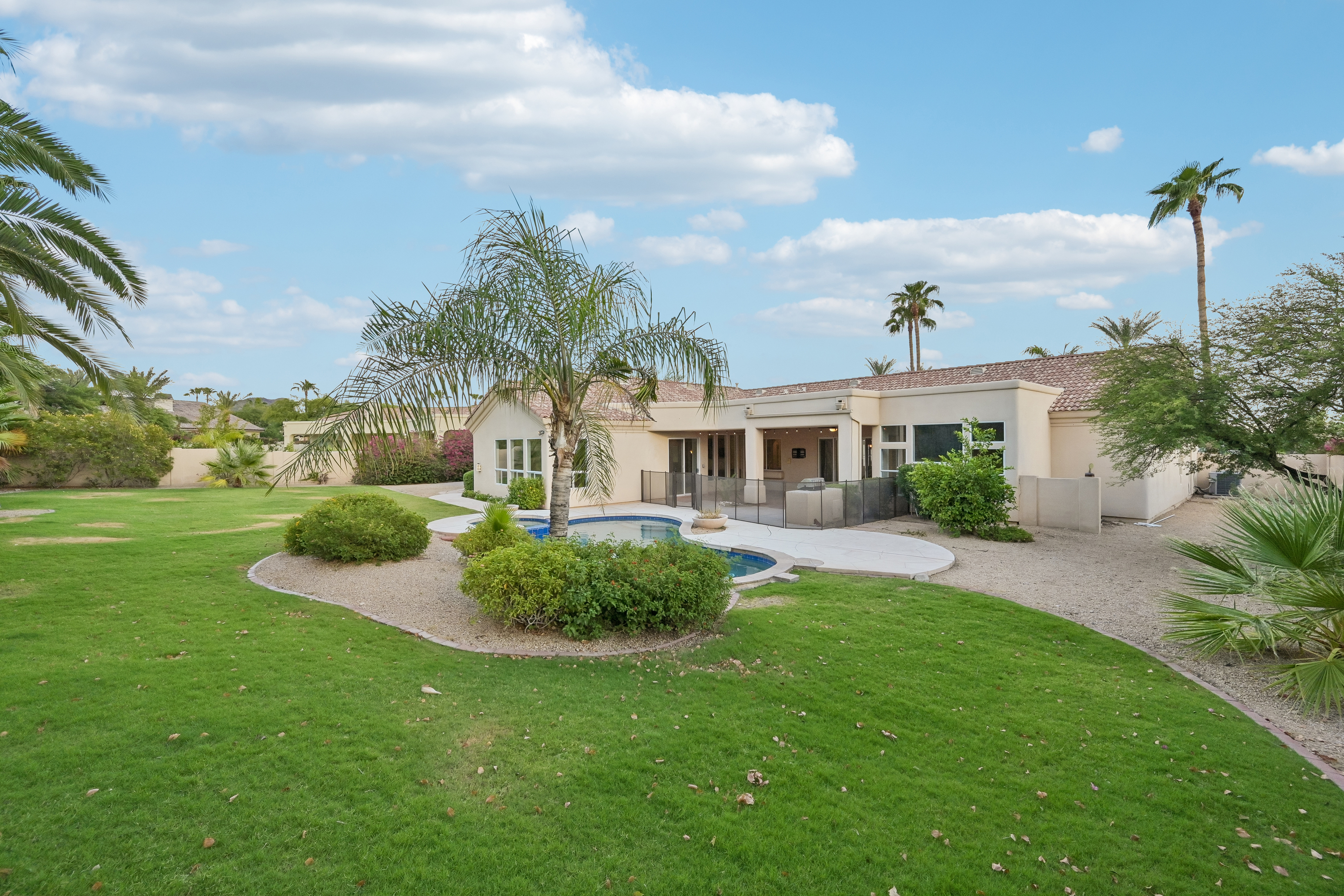 Photo 6 of 42 of 12158 E Ironwood Dr, Scottsdale, AZ