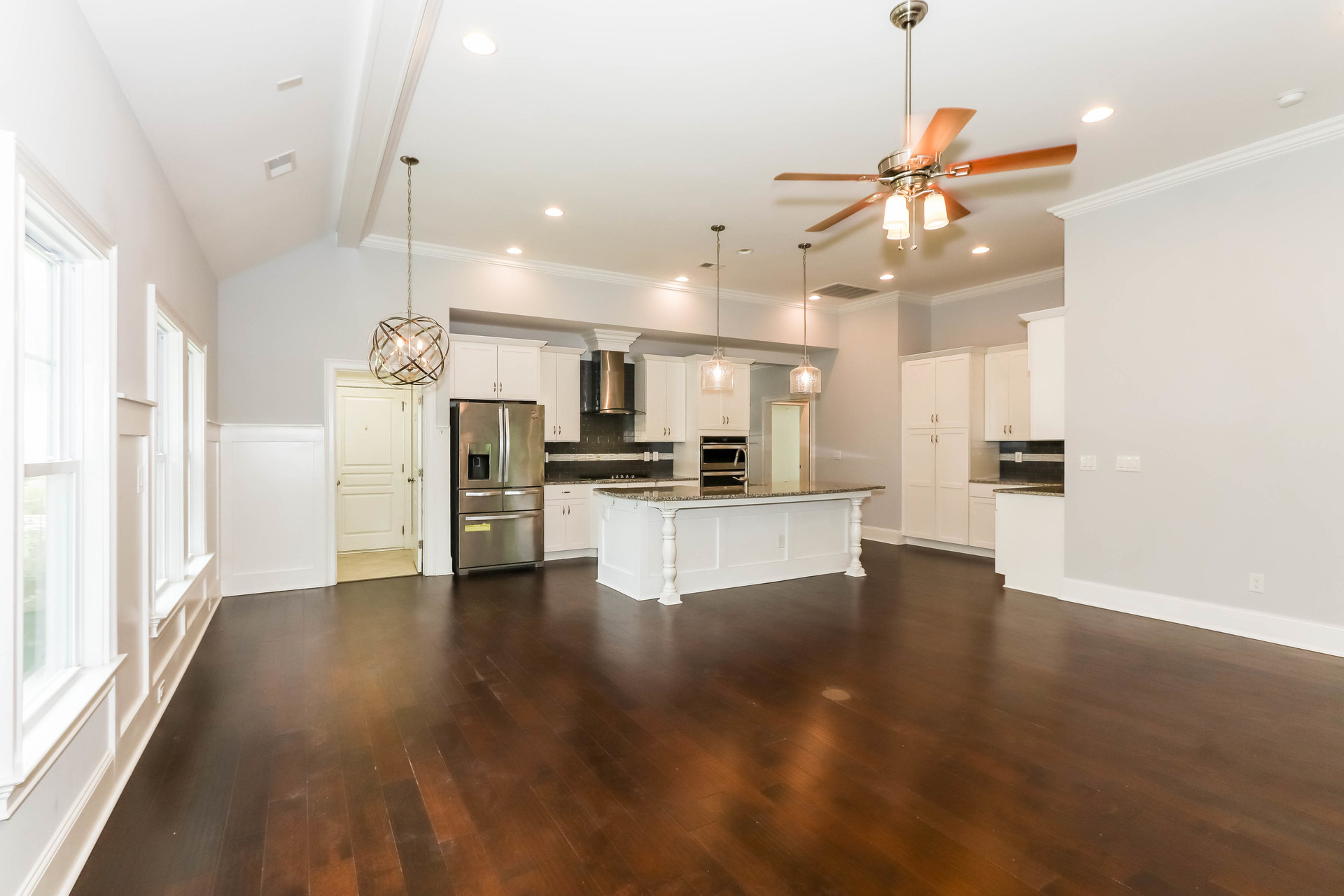 Photo 2 of 22 of 3085 Moss Bridge Ln, Myrtle Beach, SC