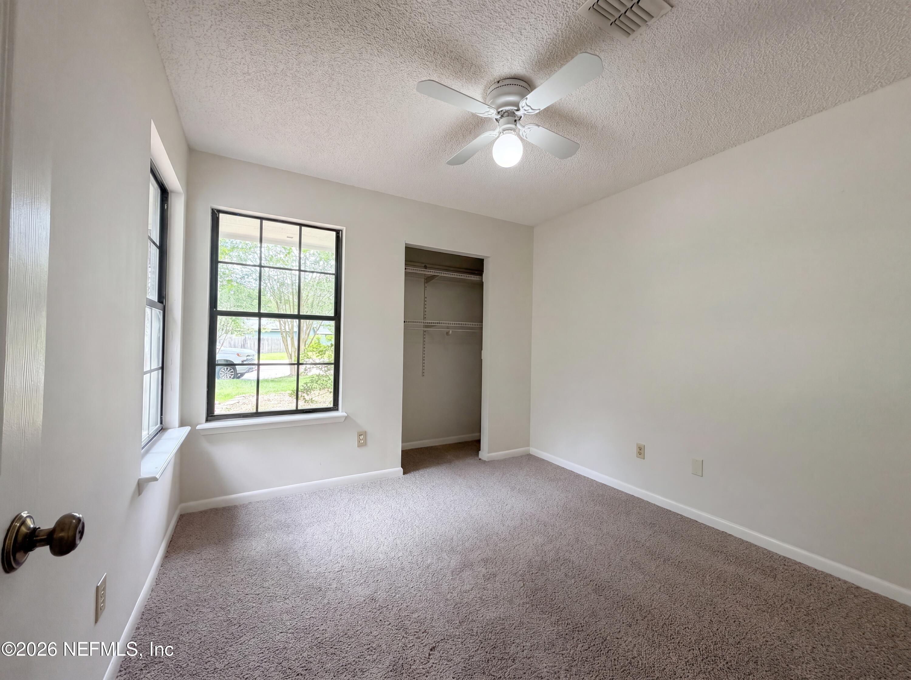 Photo 12 of 24 of 7737 Pepper Cir E, Jacksonville, FL