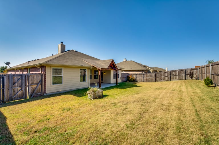 Photo 28 of 31 - 114 Rambling Way, Forney, TX 75126