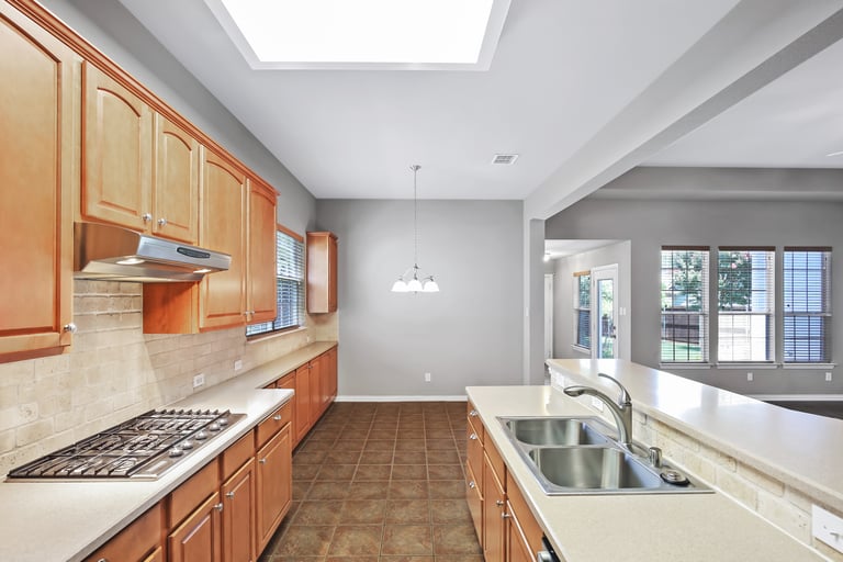 Photo 17 of 27 - 8601 Olmstead Ter, North Richland Hills, TX 76180