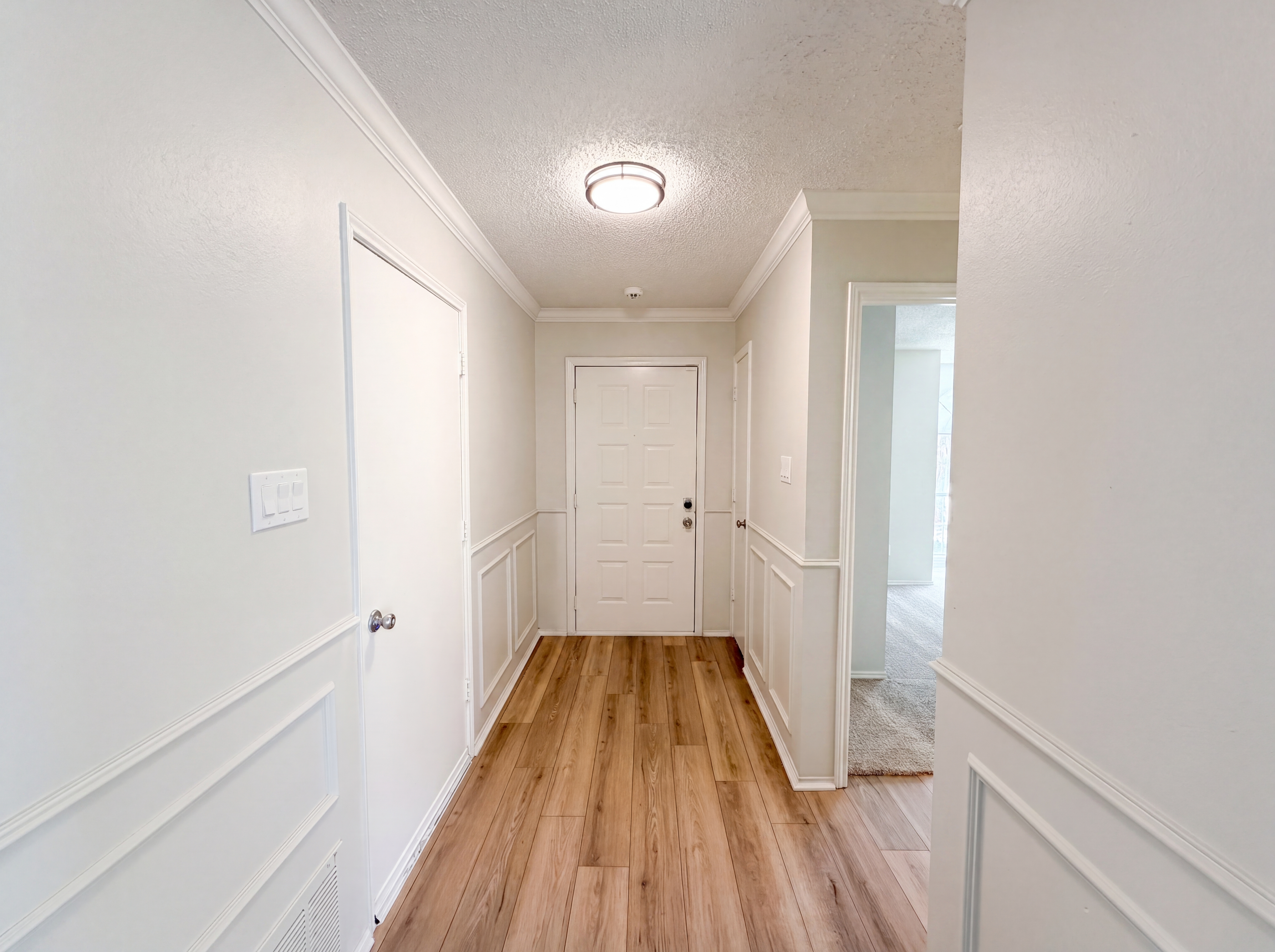 Photo 16 of 25 of 8517 Tamar Trl, Fort Worth, TX