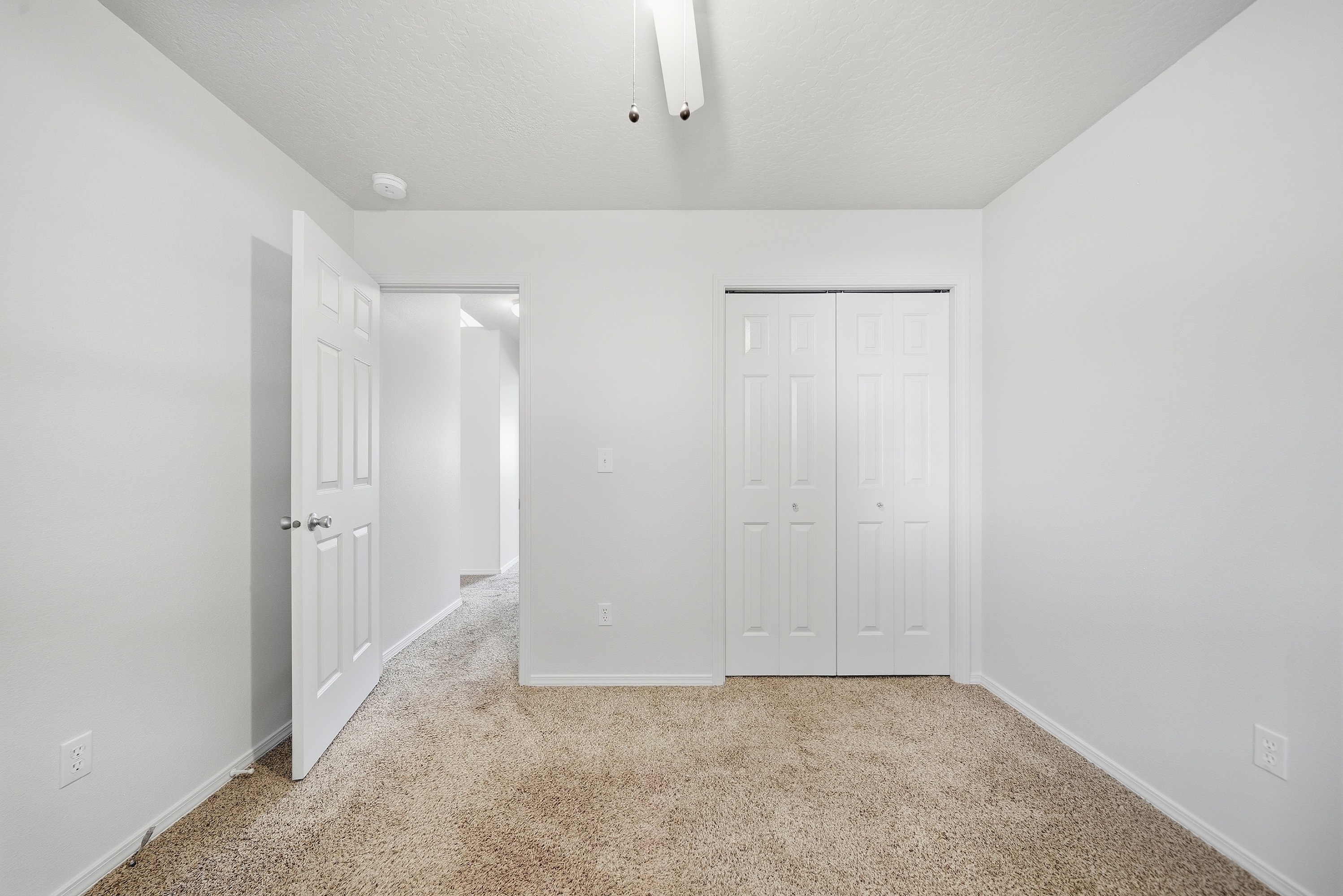 Photo 17 of 26 of 2419 E Maryland Ave, Nampa, ID