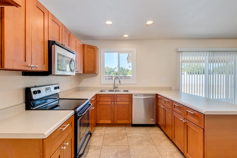 Photo 3 of 24 - 1344 N Chandler Cir, Chandler, AZ 85225