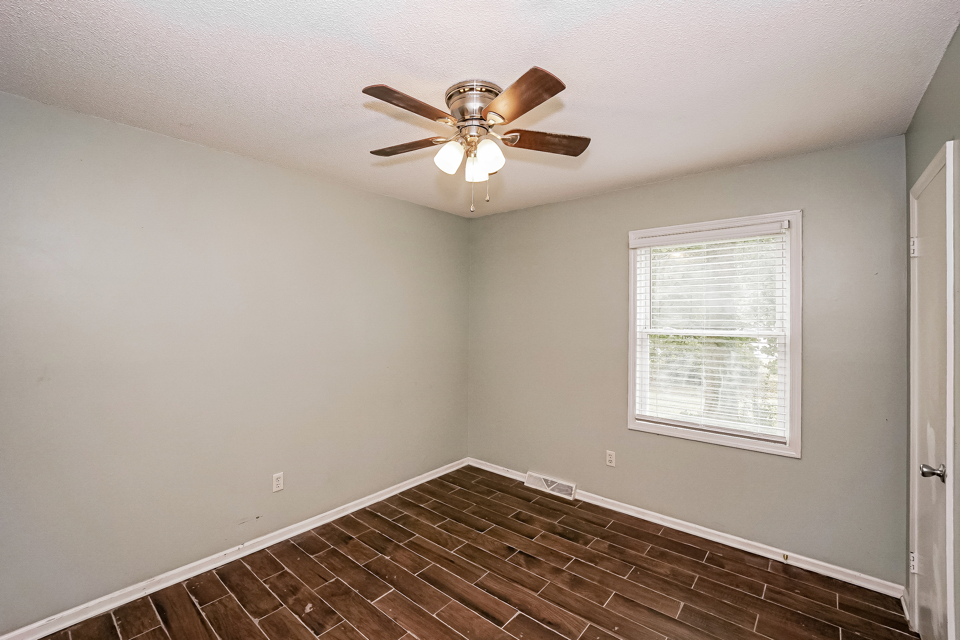 Photo 14 of 21 of 244 Brookside Dr, Millers Creek, NC