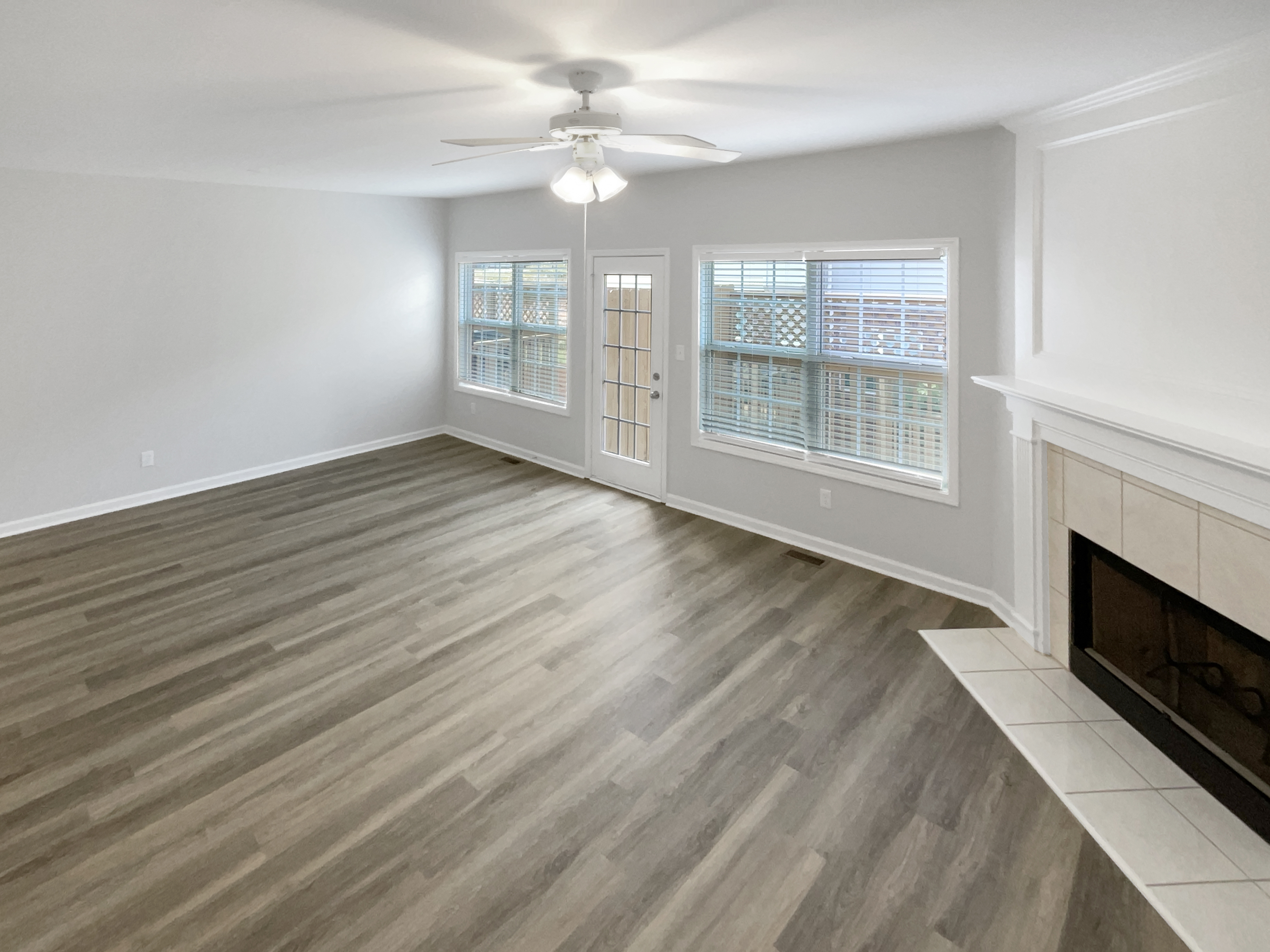 Photo 24 of 52 of 1622 Halliard Dr, Lawrenceville, GA