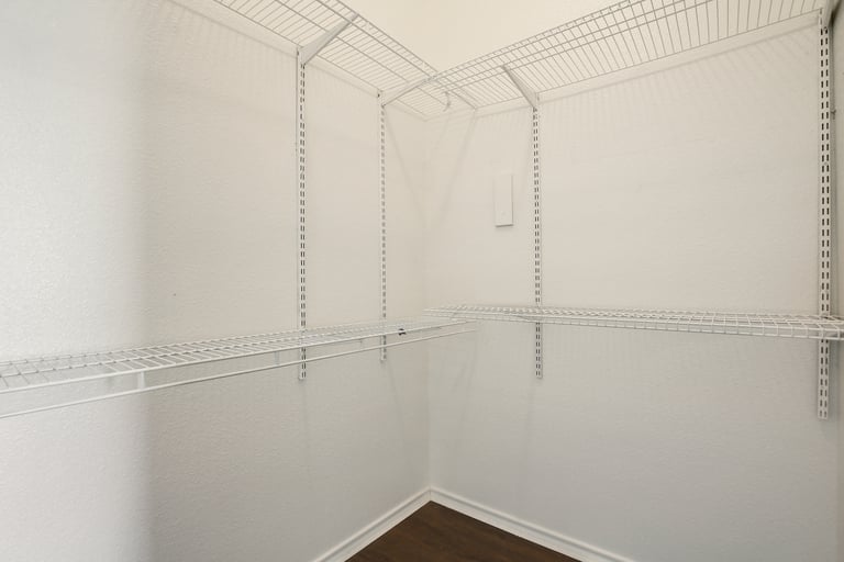 Photo 21 of 26 - 5209 Mirror Lake Dr, Haltom City, TX 76117