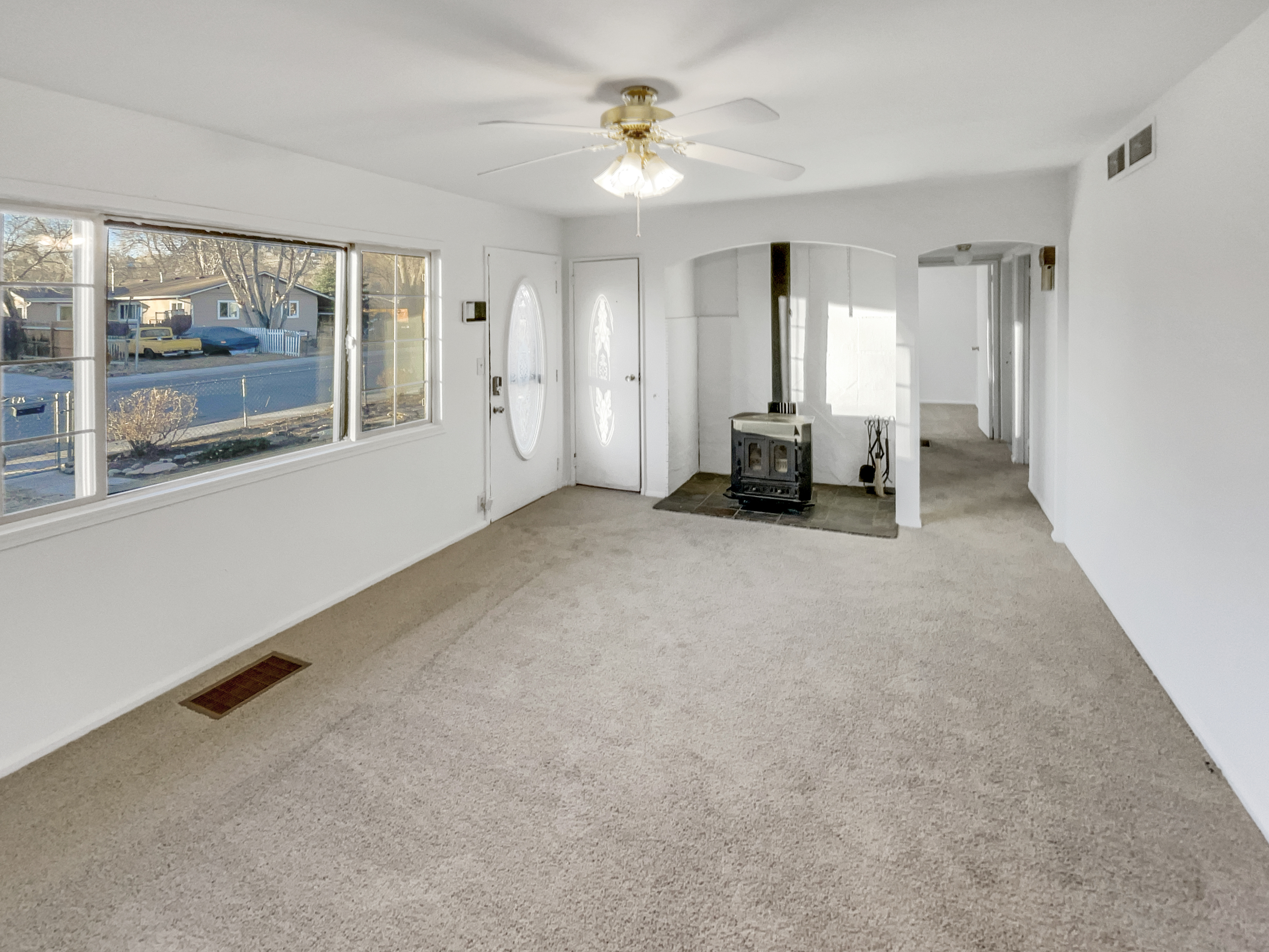 Photo 14 of 17 of 1204 Rockwood Ave, Colorado Springs, CO