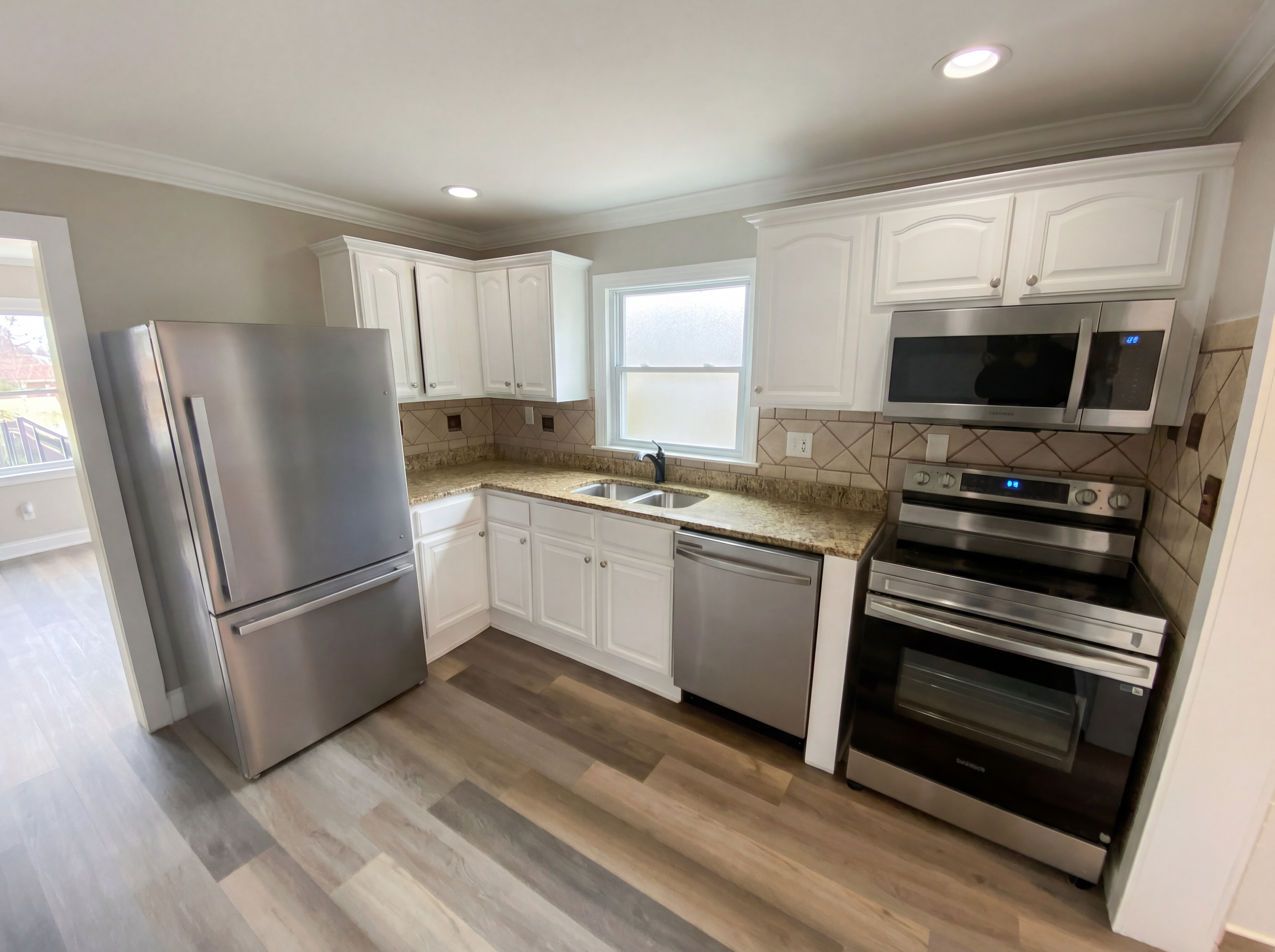 Photo 2 of 21 of 2122 Kilborne Dr, Charlotte, NC