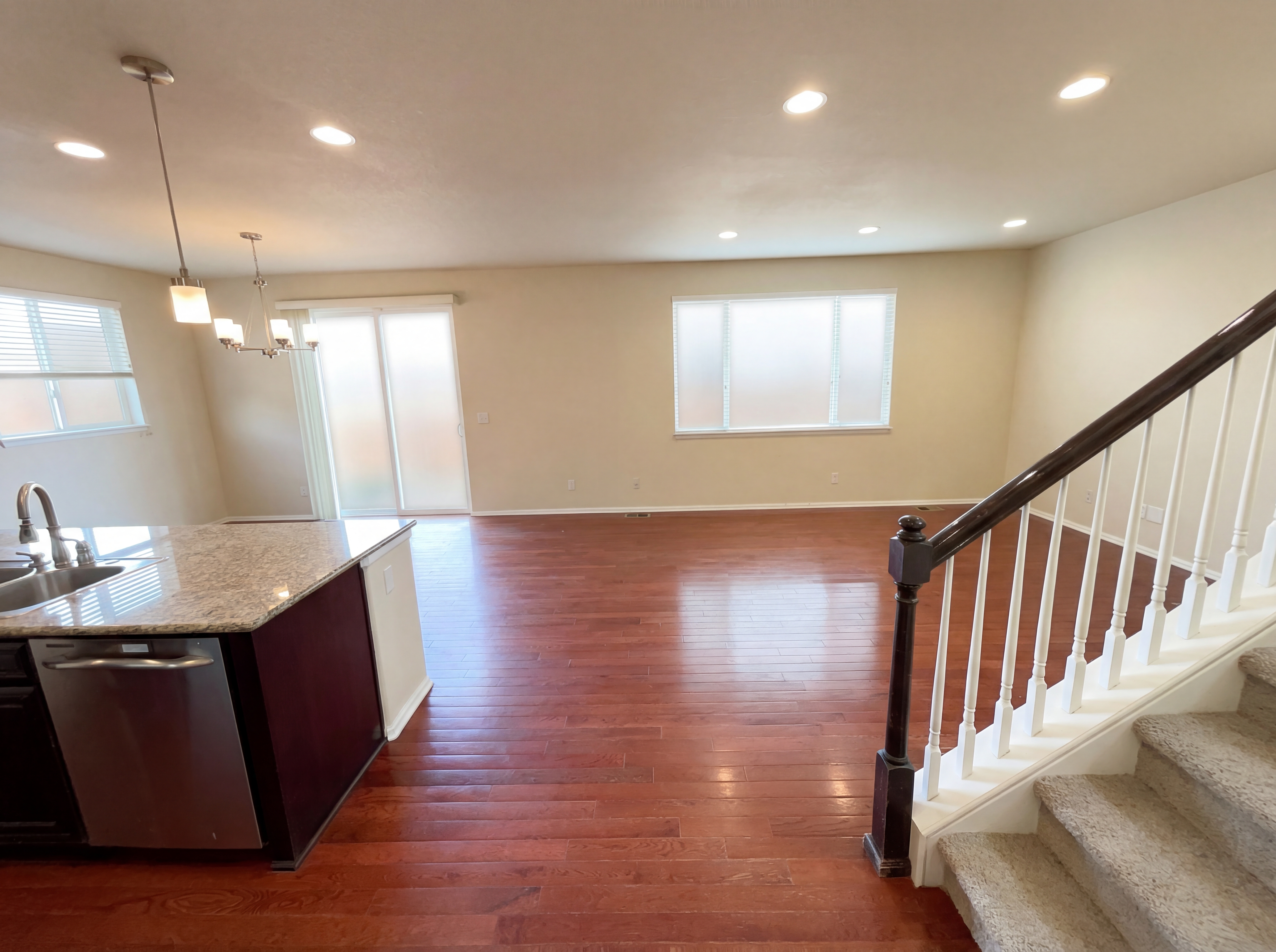Photo 10 of 36 of 6334 N Ensenada Ct, Aurora, CO