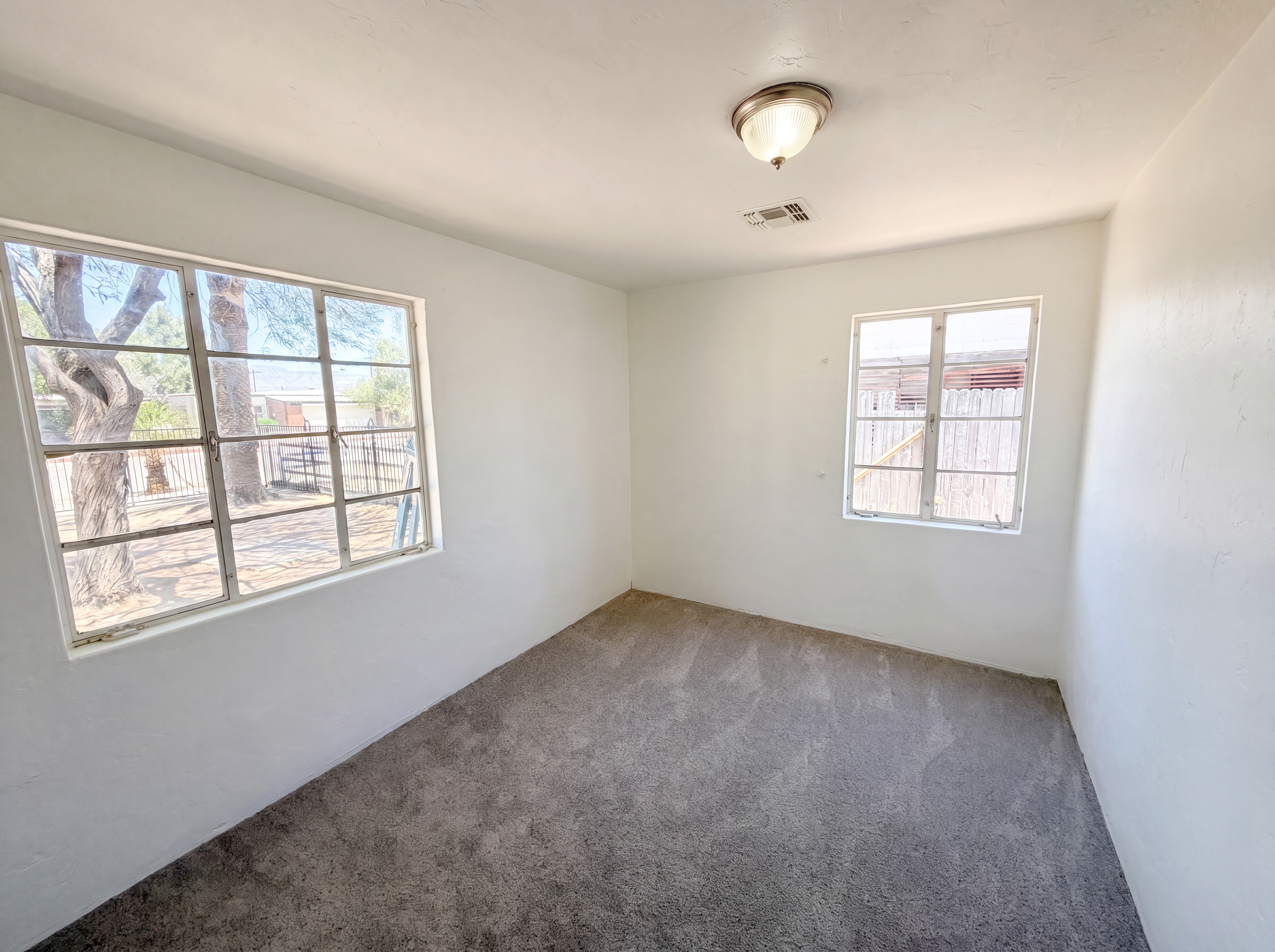 Photo 12 of 20 of 2732 E 21st St, Tucson, AZ