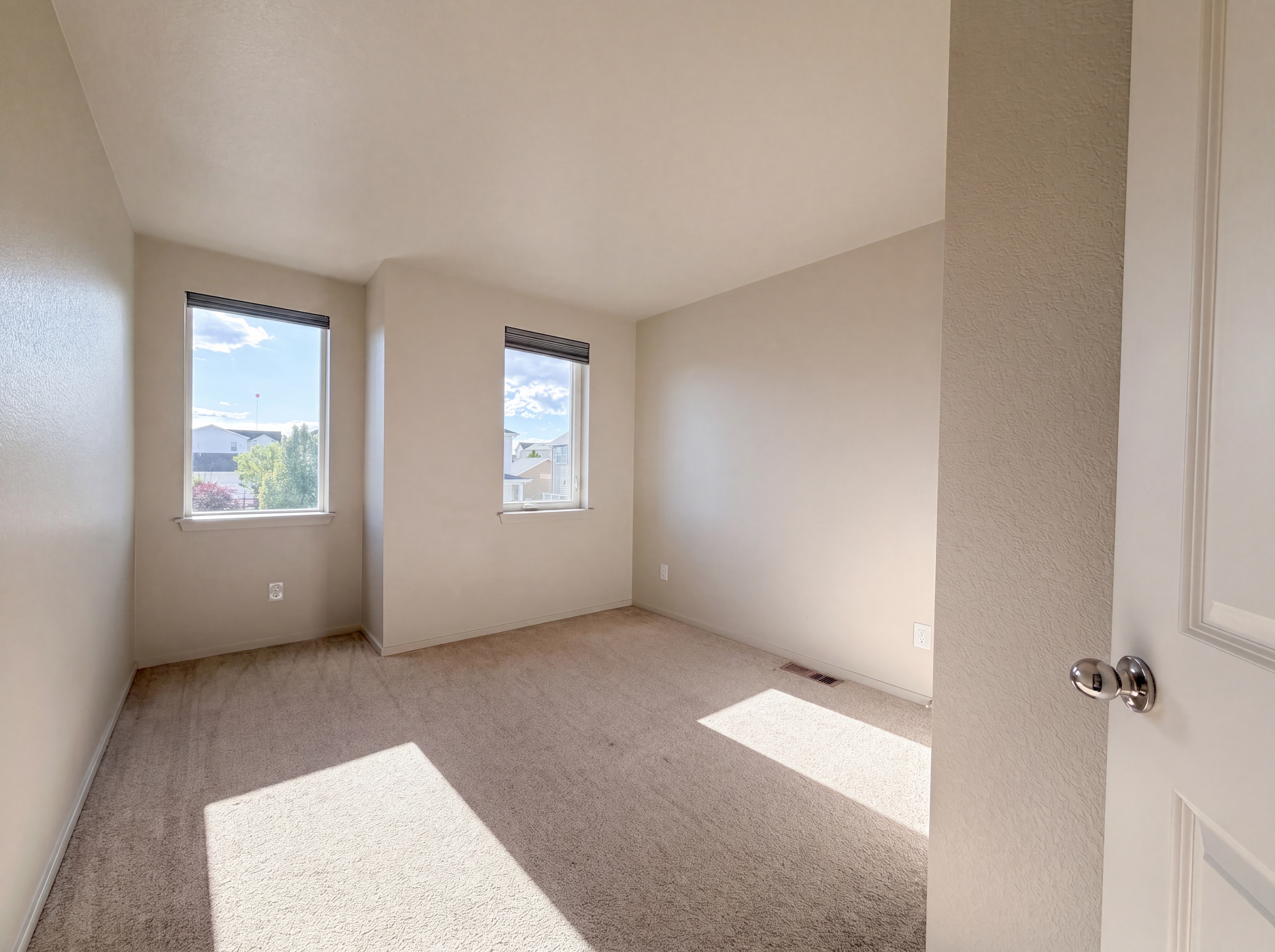 Photo 14 of 42 of 12746 River Rock Way, Longmont, CO