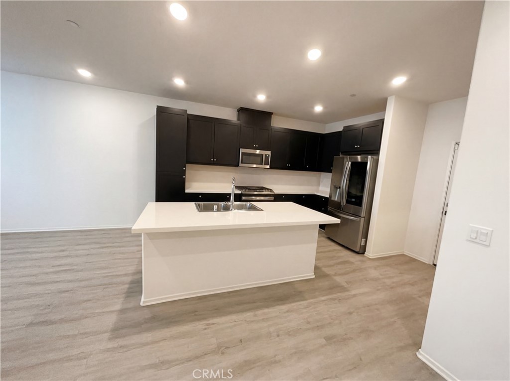 Photo 5 of 21 of 5628 Kate Way, Fontana, CA