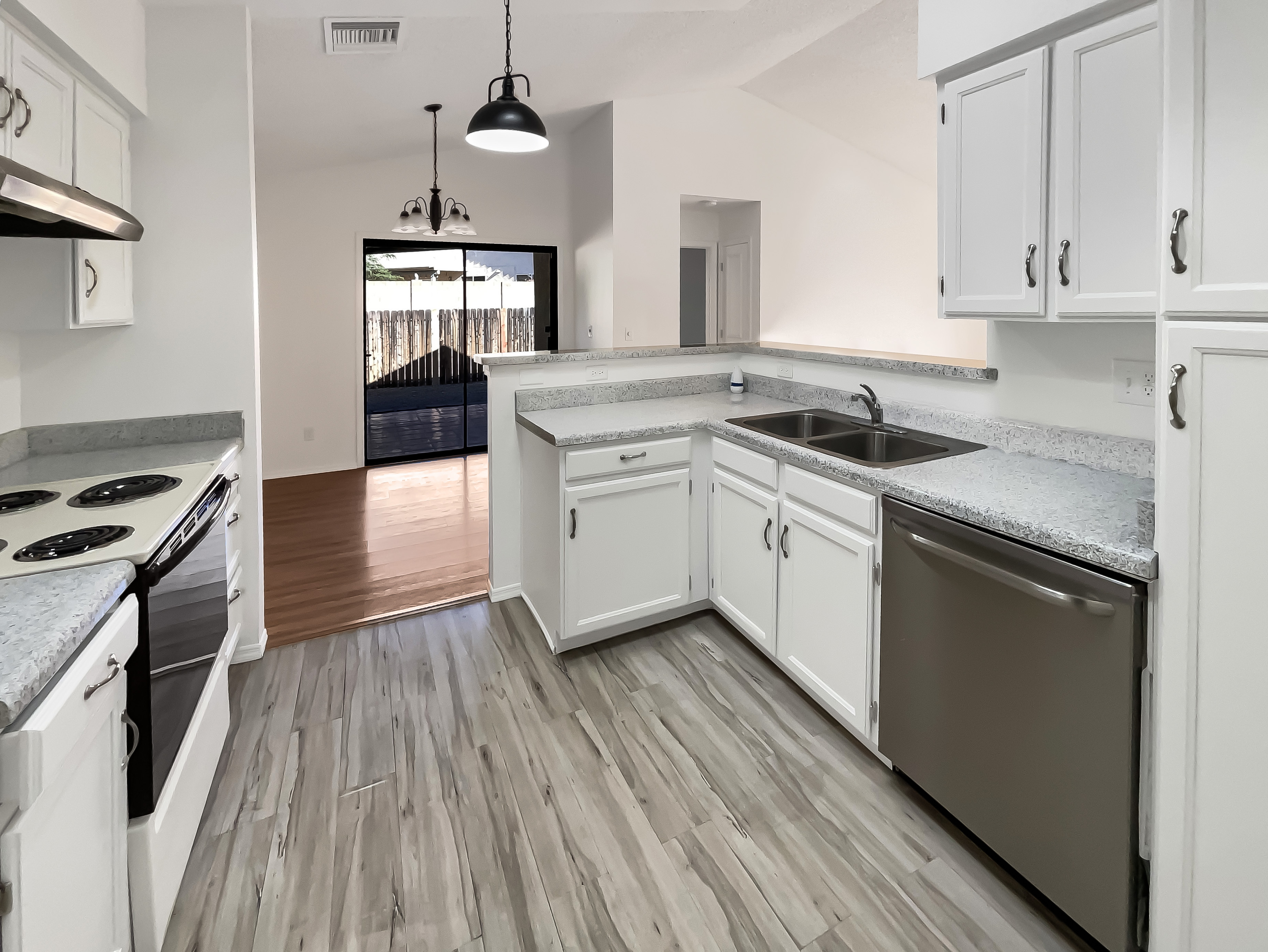 Photo 13 of 20 of 4264 W Stagestop Ct, Tucson, AZ